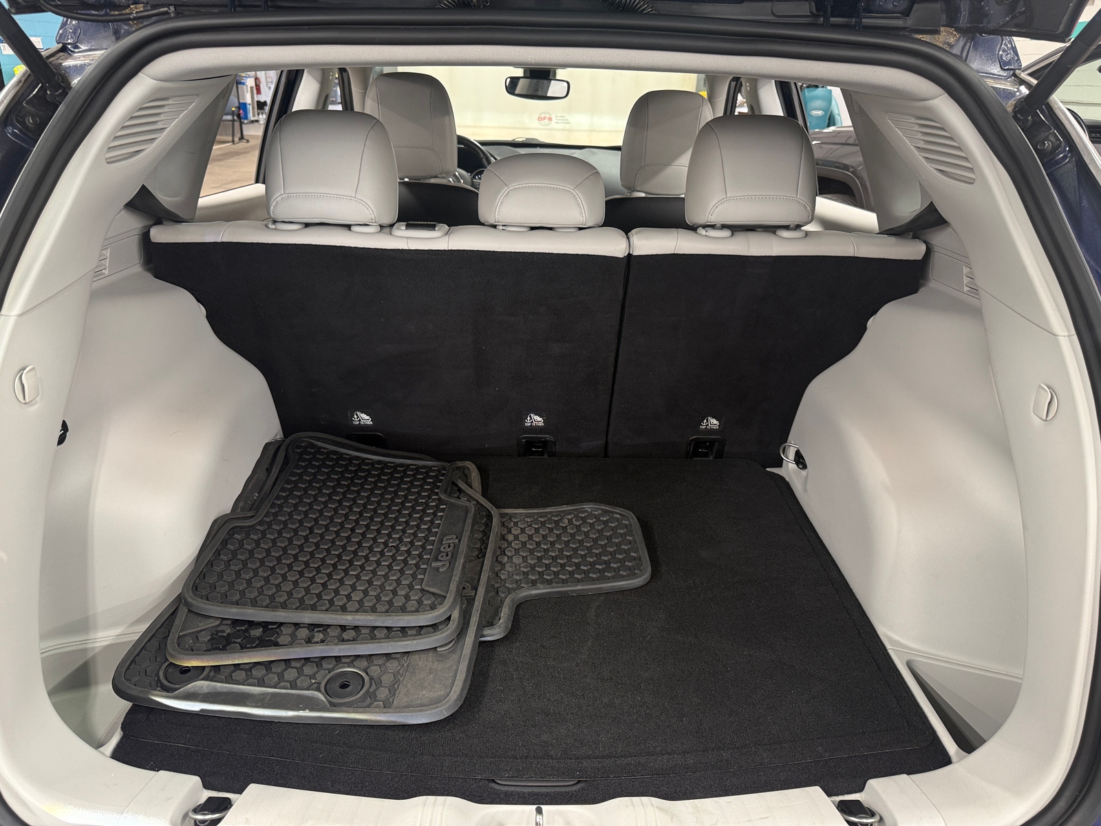 Thumbnail: 2018 Jeep Compass - 7