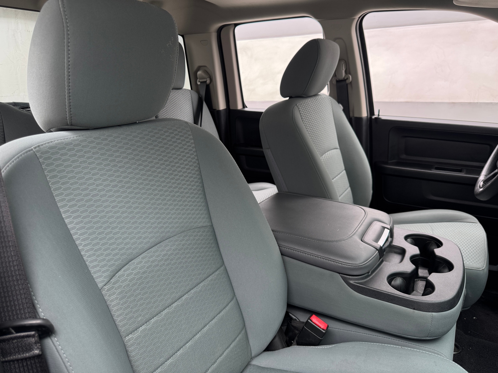 Thumbnail: 2019 RAM 1500 Classic - 2