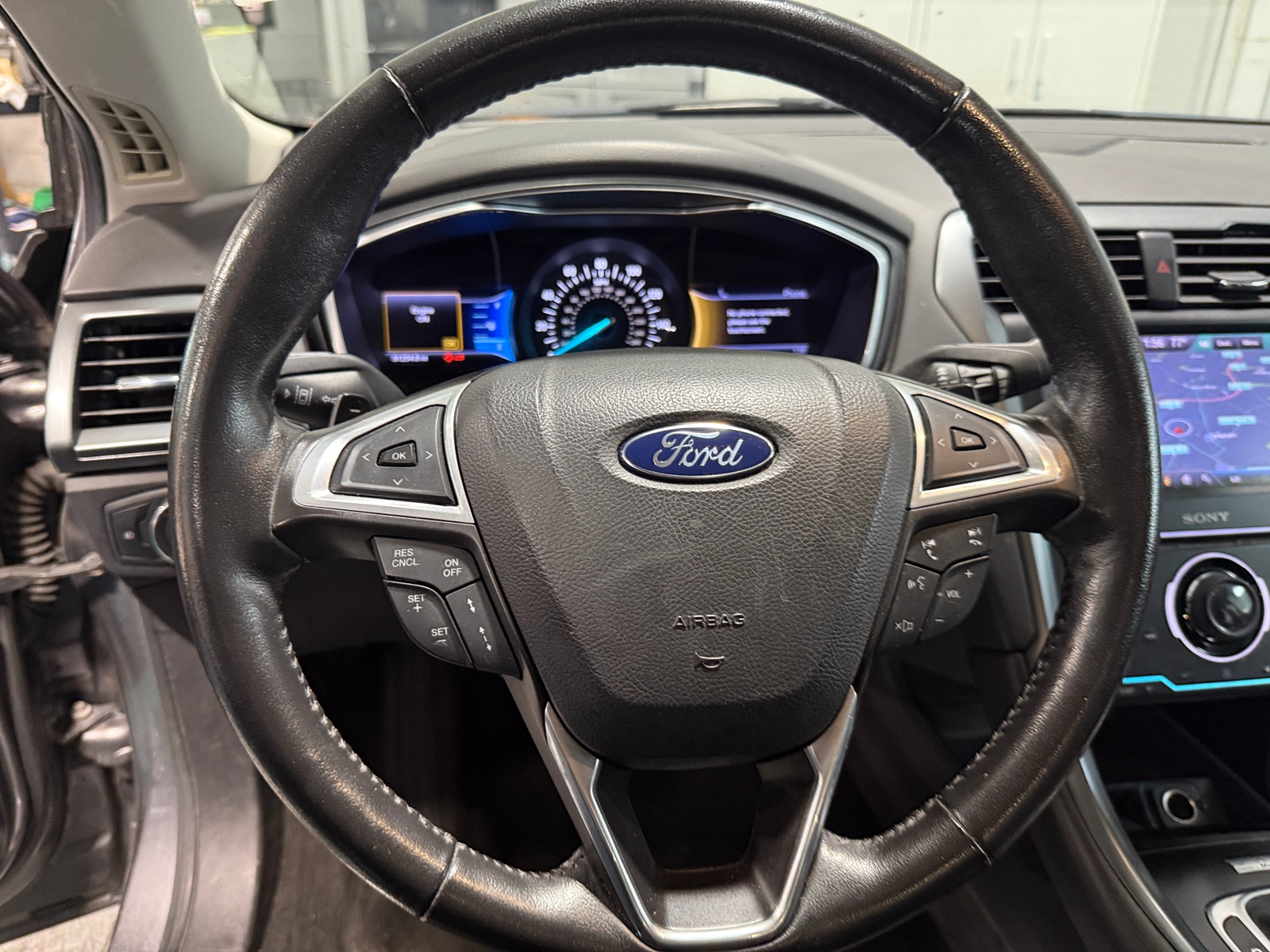 Thumbnail: 2013 Ford Fusion - 4