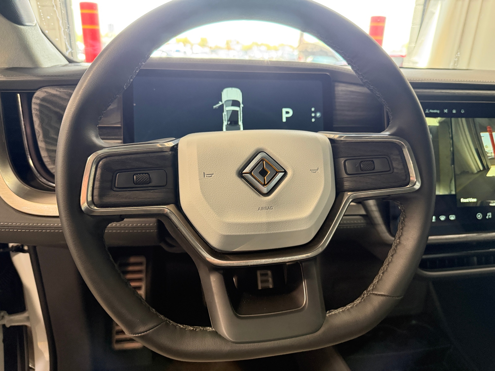 Thumbnail: 2022 Rivian R1T - 4