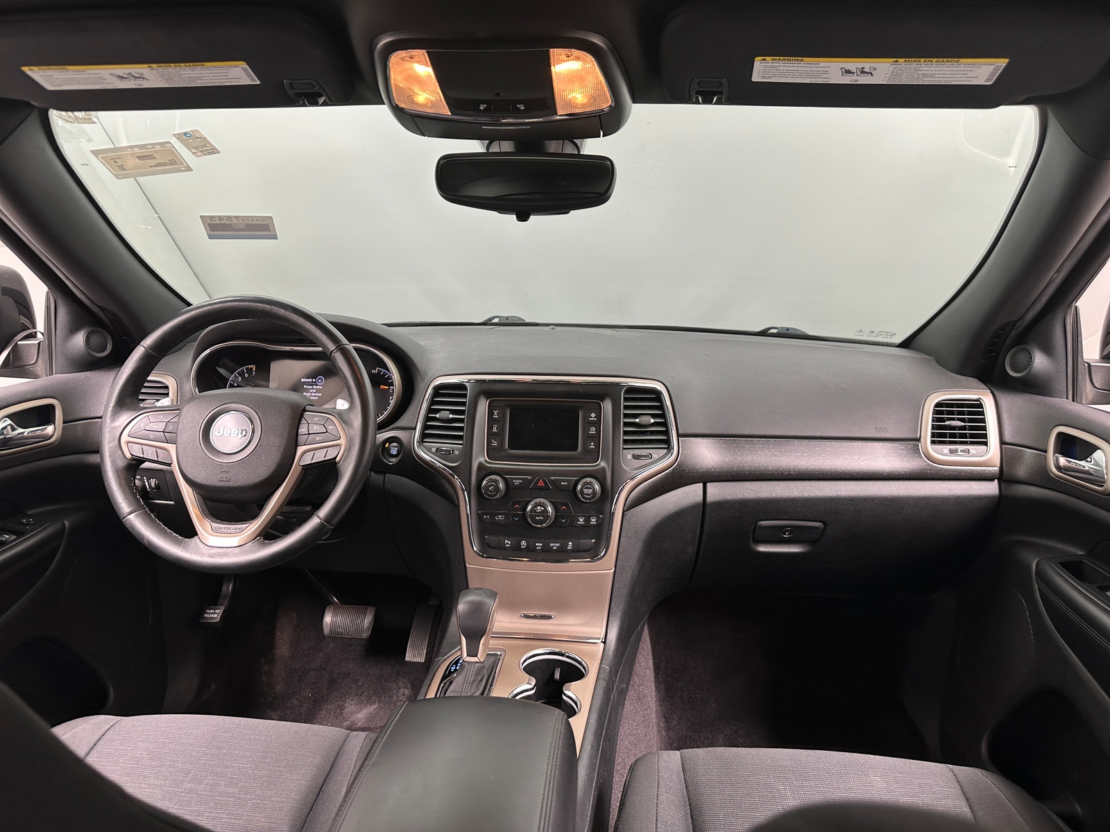 Thumbnail: 2017 Jeep Grand Cherokee - 3