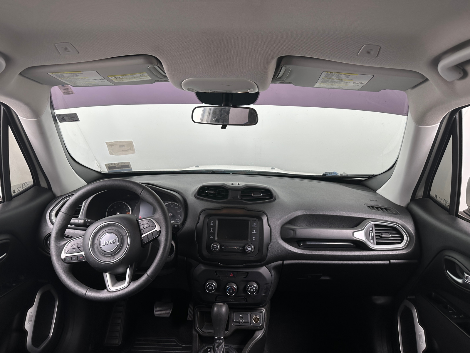 Thumbnail: 2020 Jeep Renegade - 3