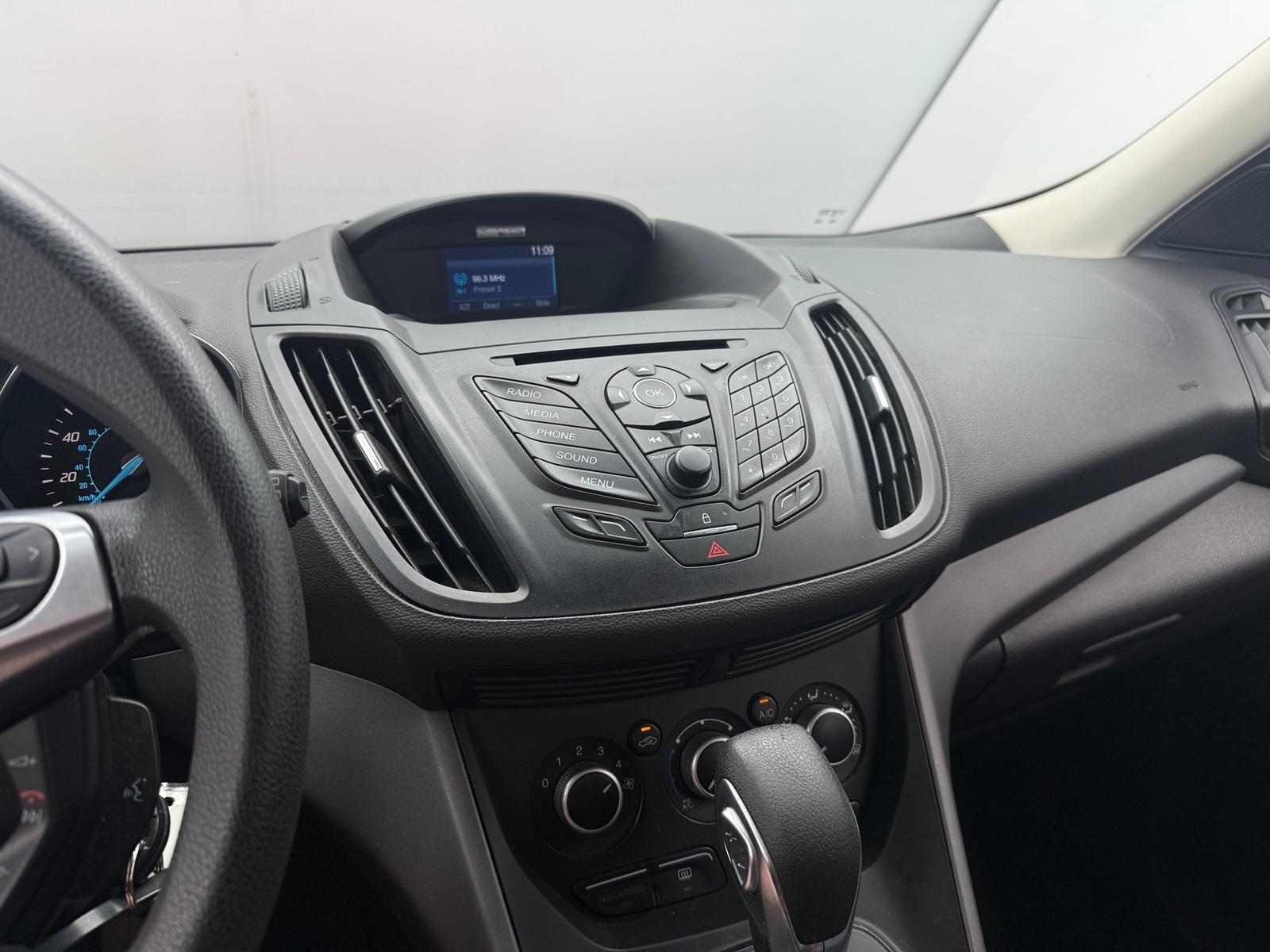 Thumbnail: 2014 Ford Escape - 4