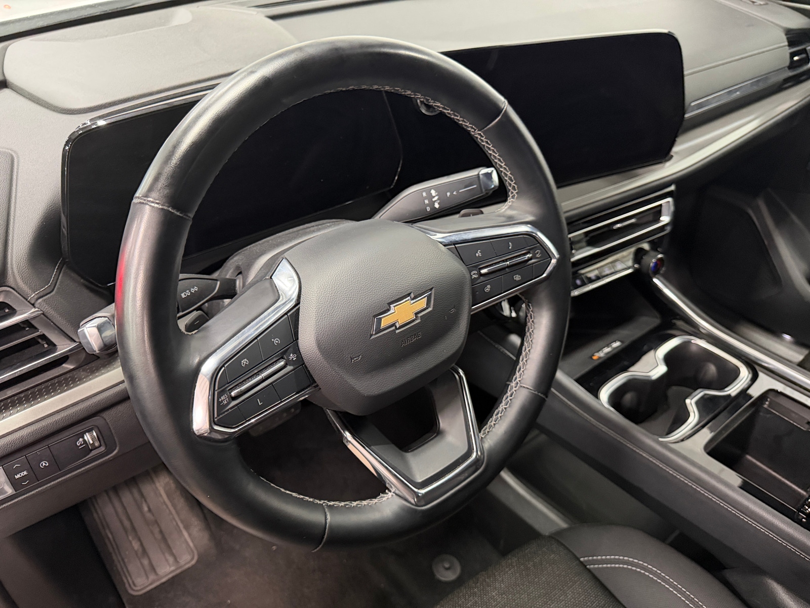 Thumbnail: 2024 Chevrolet Traverse - 5