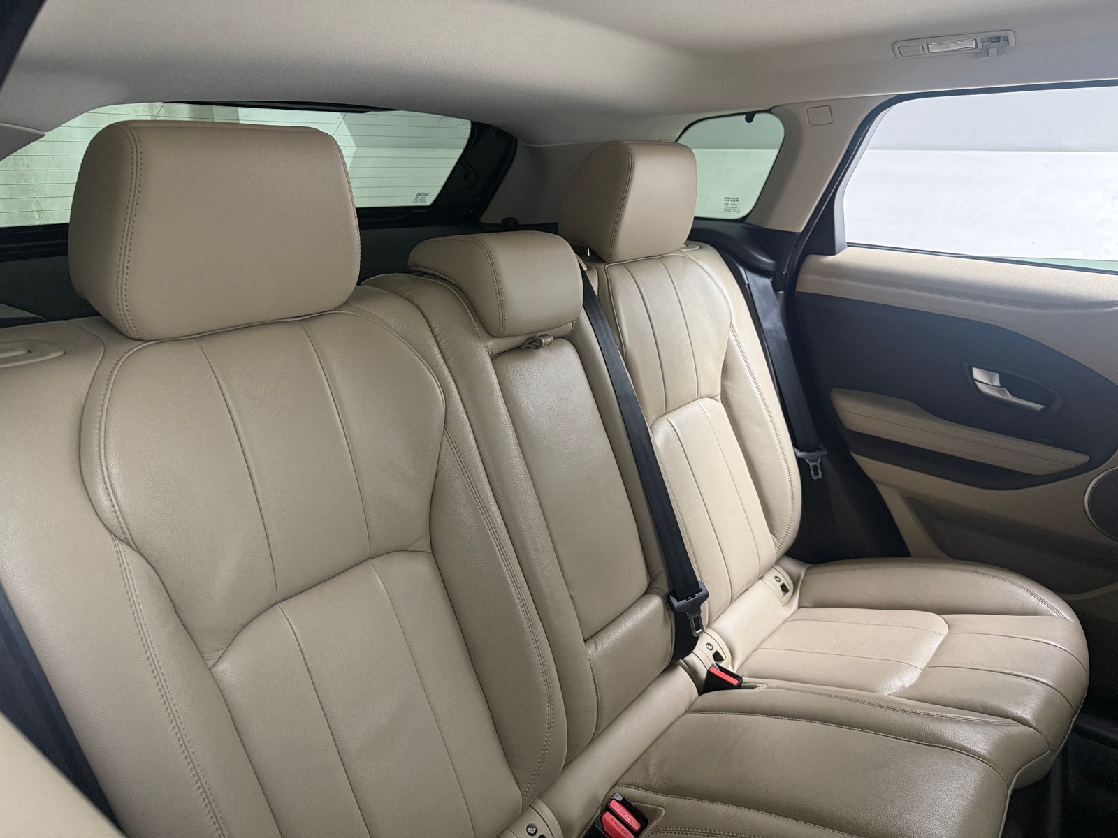 Thumbnail: 2017 Land Rover Range Rover Evoque - 5