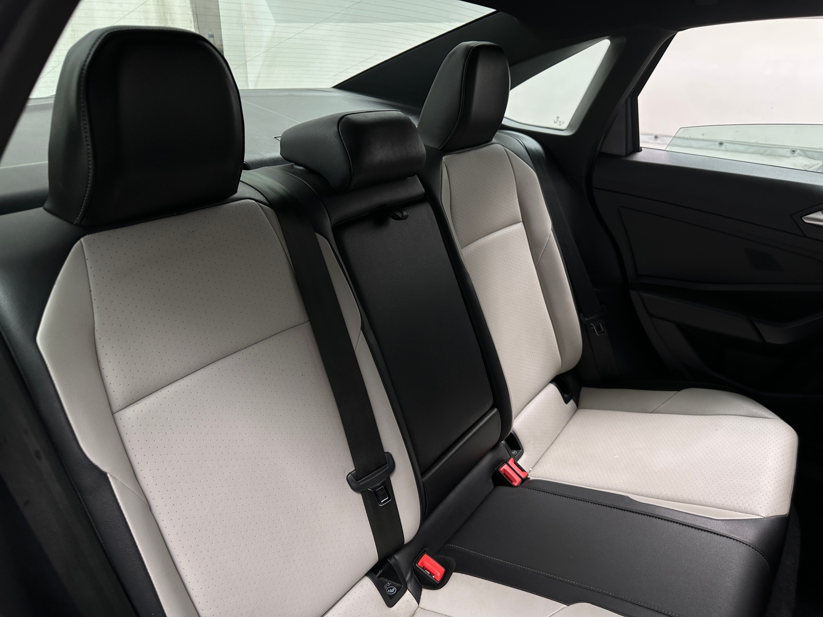 Thumbnail: 2019 Volkswagen Jetta - 5