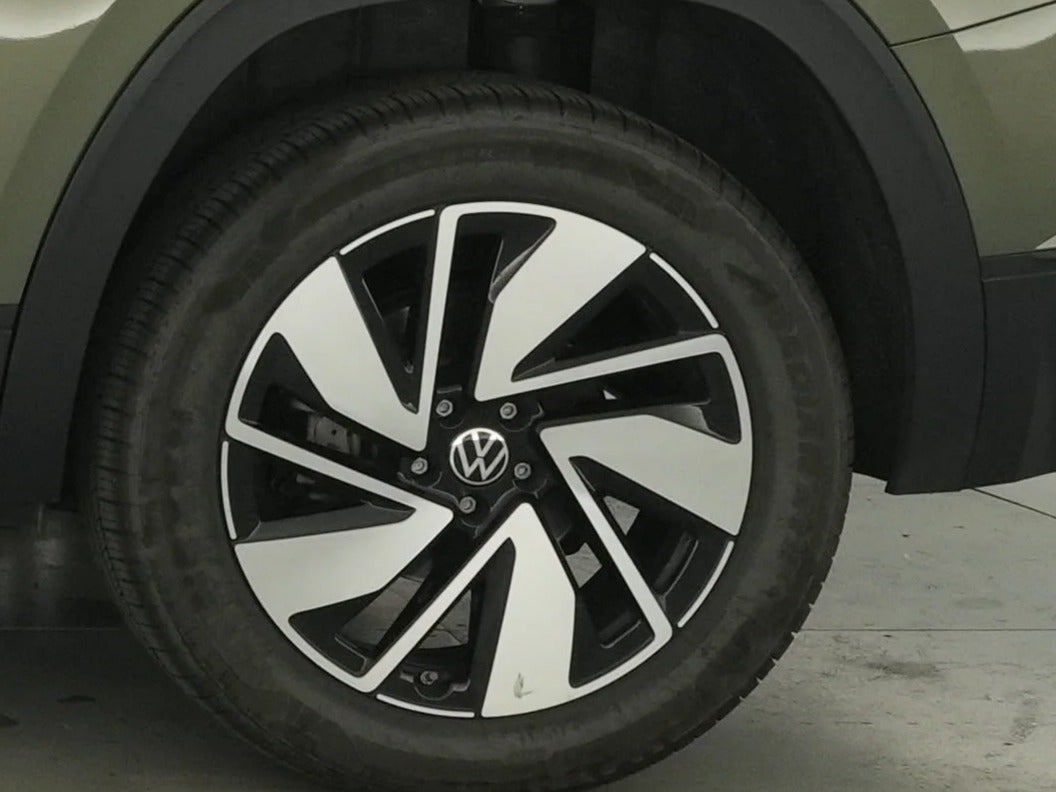2026 Volkswagen Atlas SE w/Tech - Photo 18