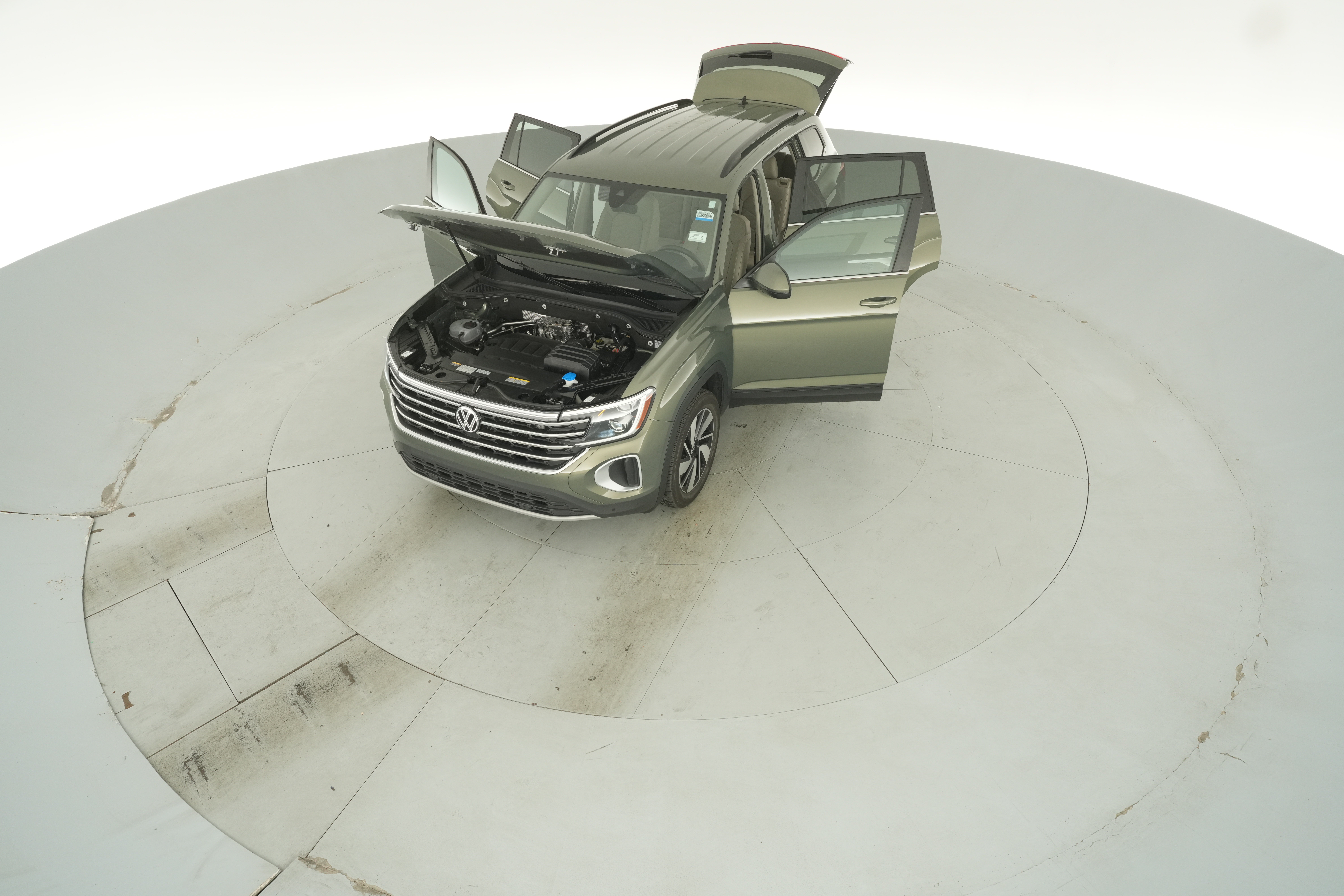 2026 Volkswagen Atlas SE w/Tech - Photo 42