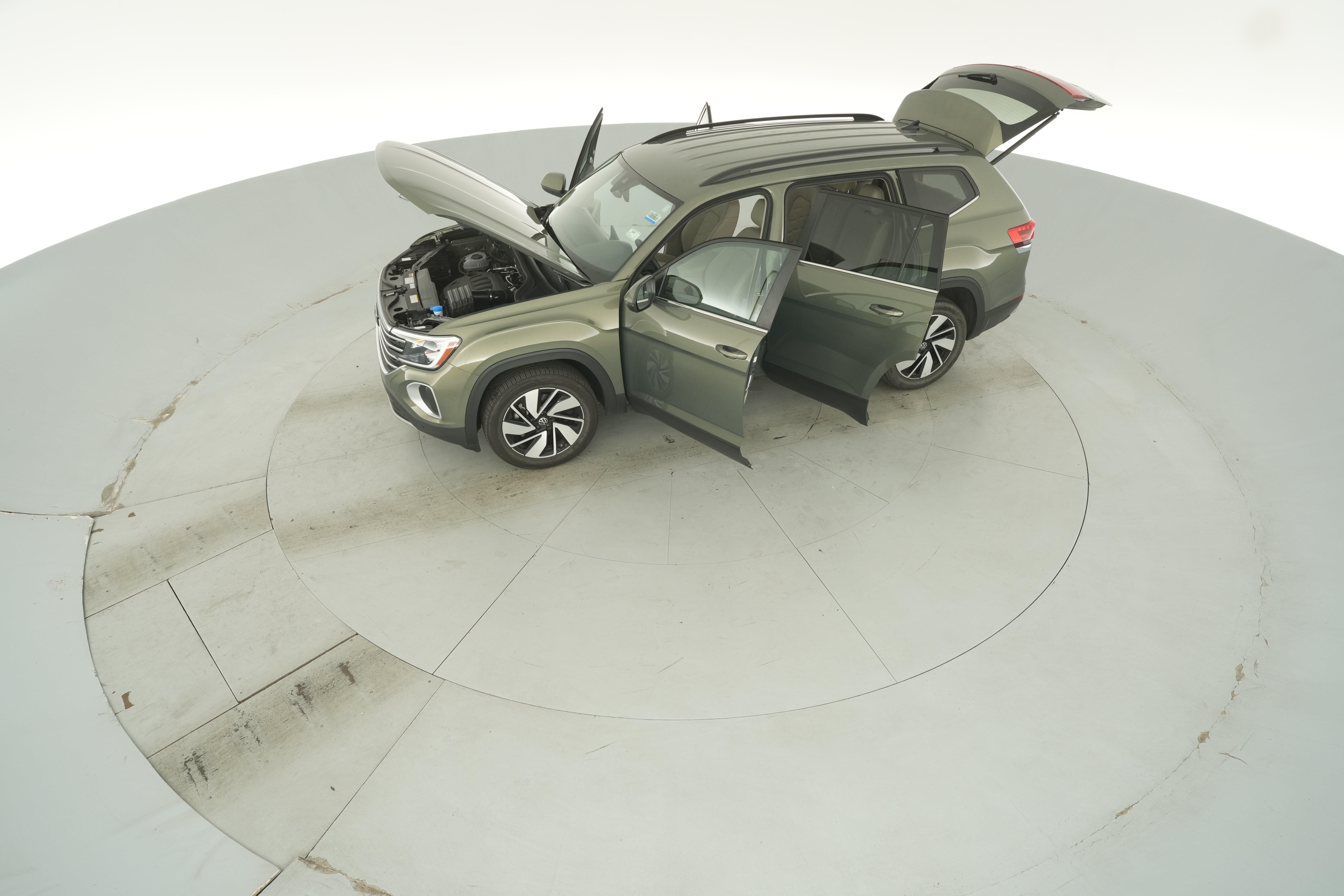 2026 Volkswagen Atlas SE w/Tech - Photo 44
