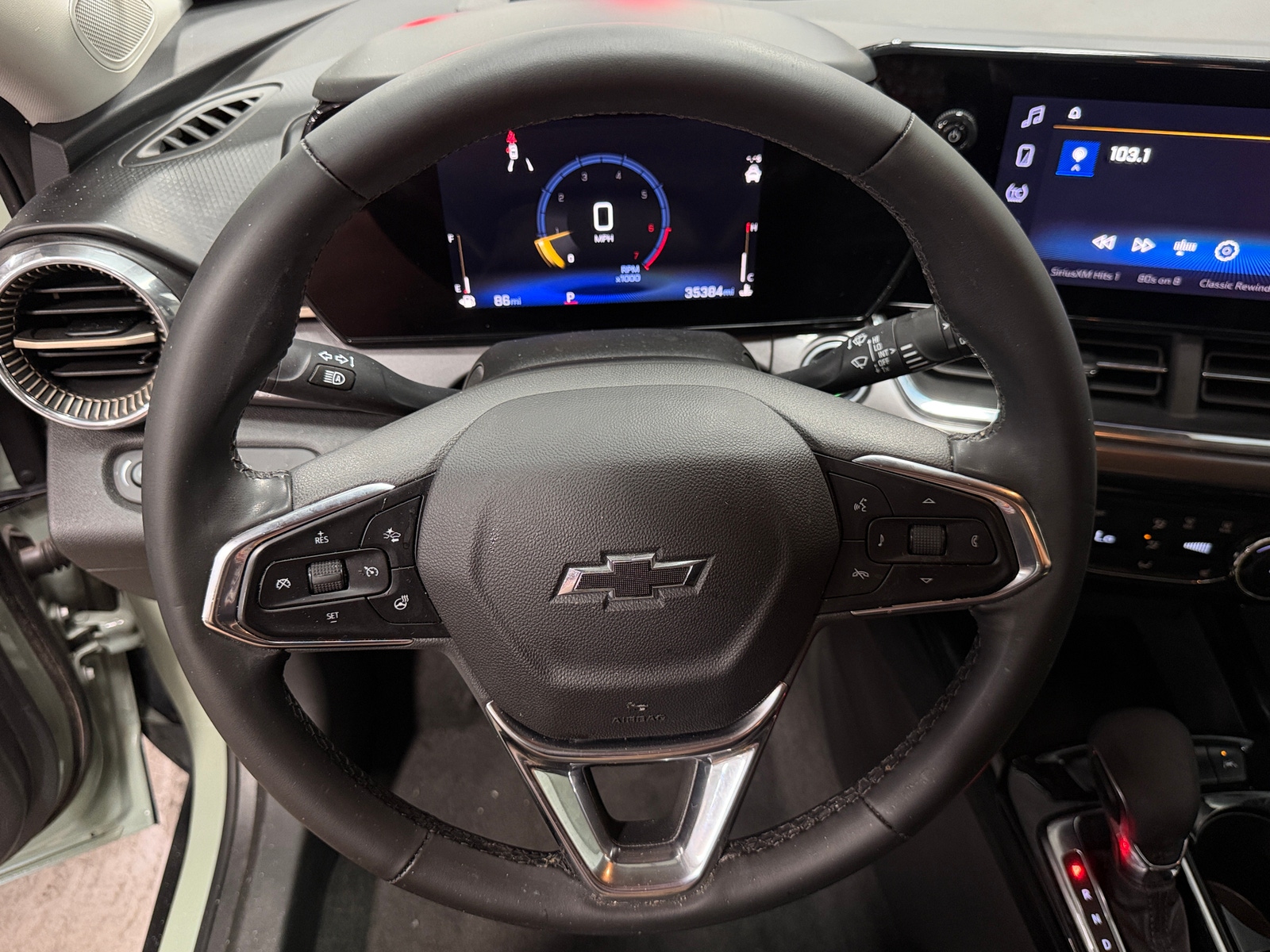 Thumbnail: 2025 Chevrolet Trax - 4