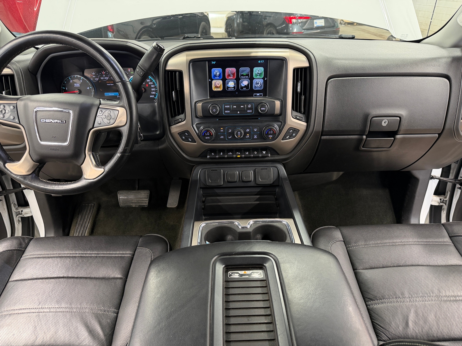 Thumbnail: 2017 GMC Sierra 2500 - 2