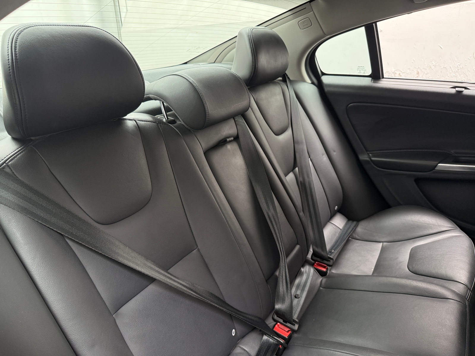 Thumbnail: 2018 Volvo S60 - 5