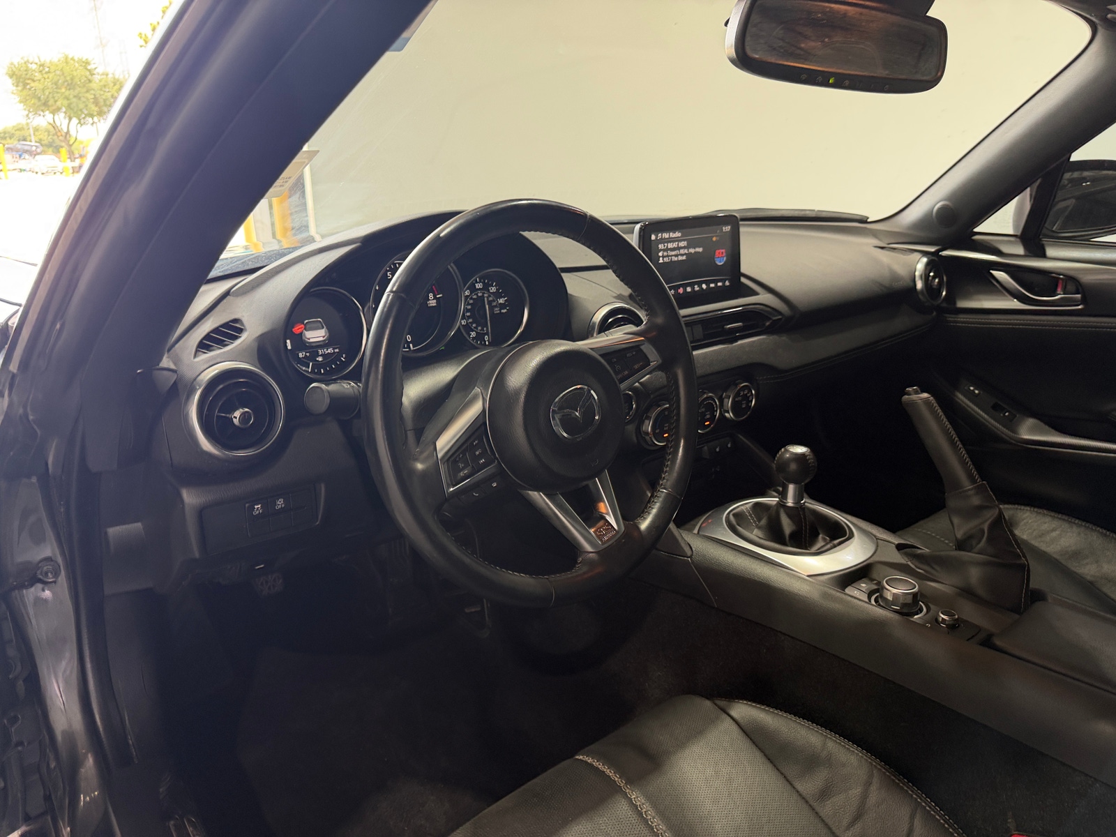 Thumbnail: 2022 Mazda MX-5 Miata - 2