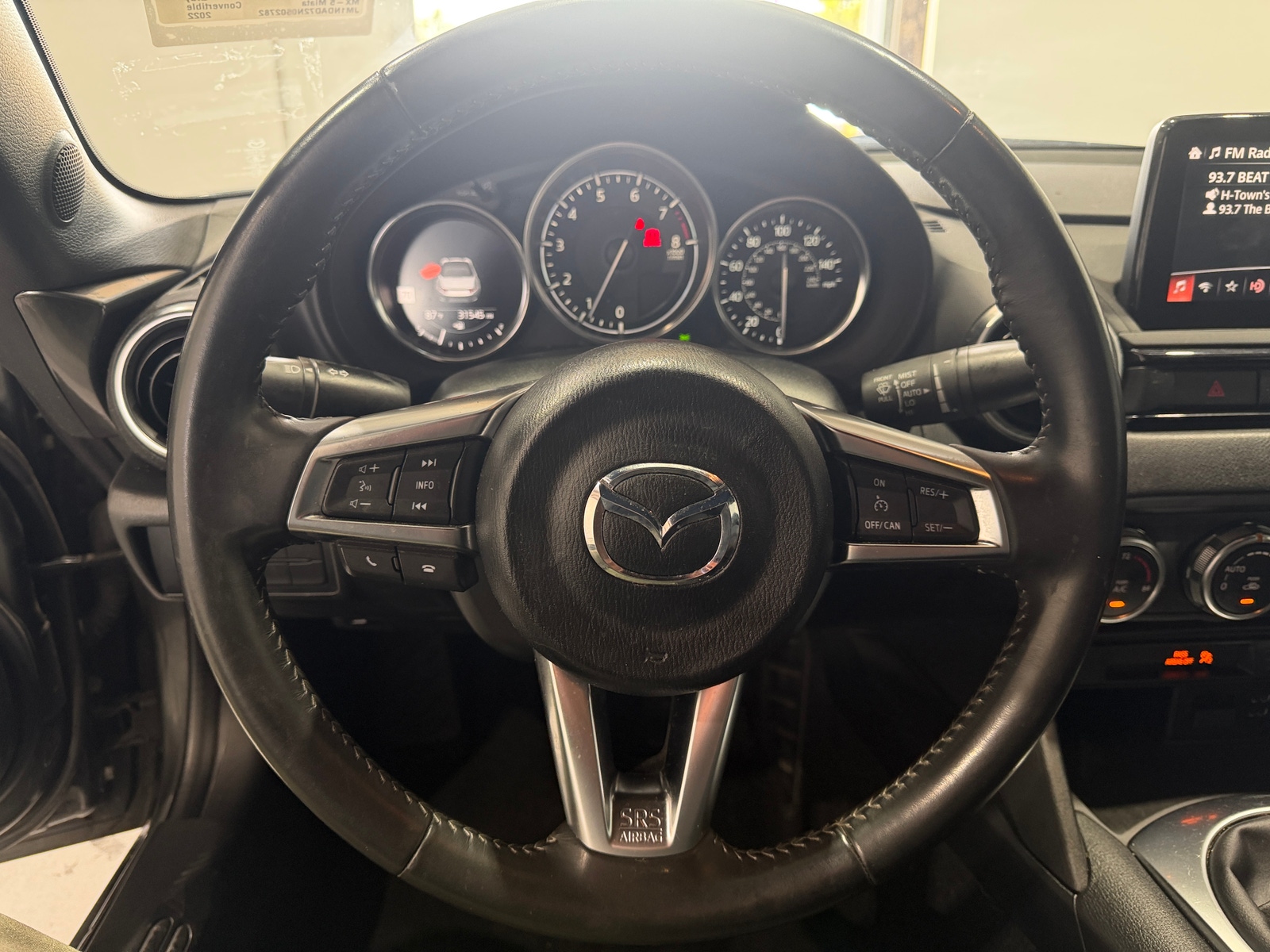 Thumbnail: 2022 Mazda MX-5 Miata - 4
