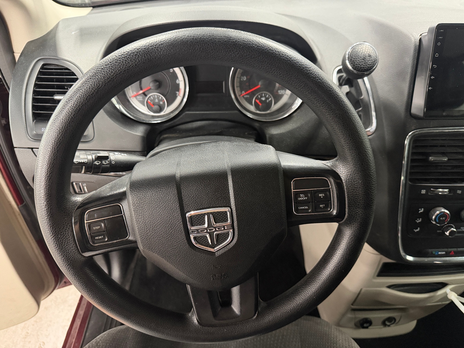 Thumbnail: 2018 Dodge Grand Caravan - 5