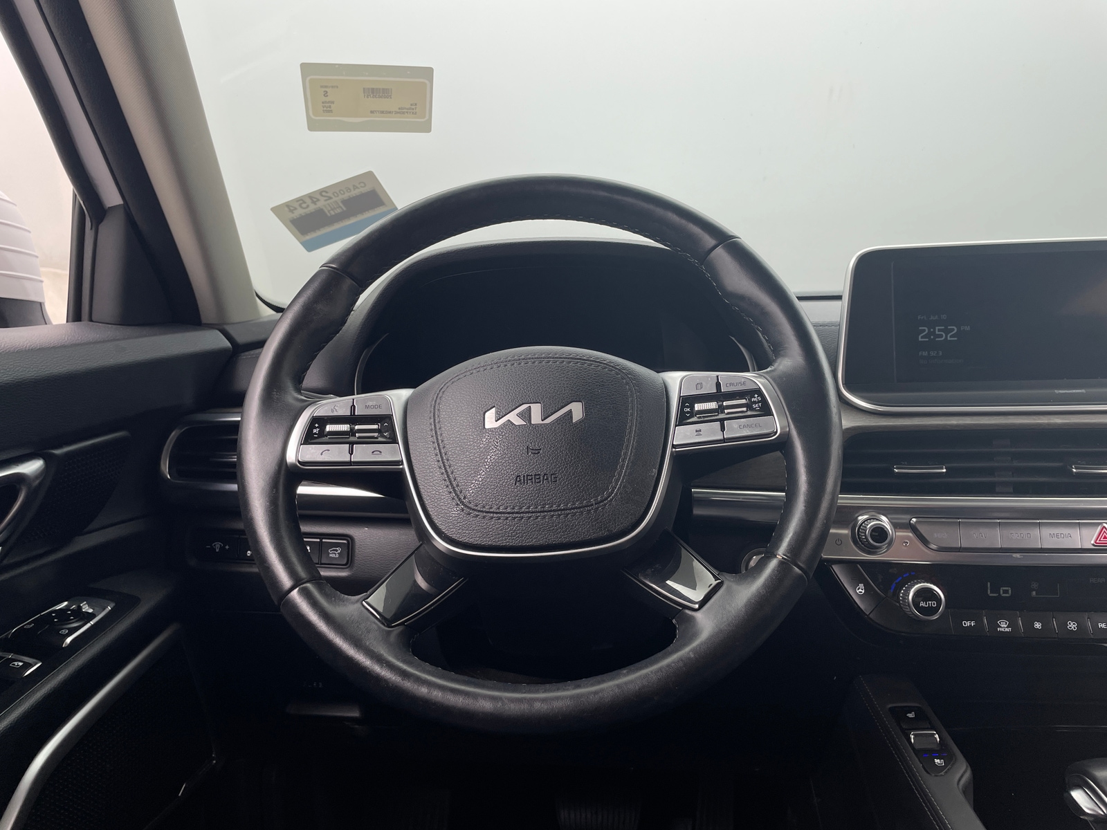 Thumbnail: 2022 Kia Telluride - 4