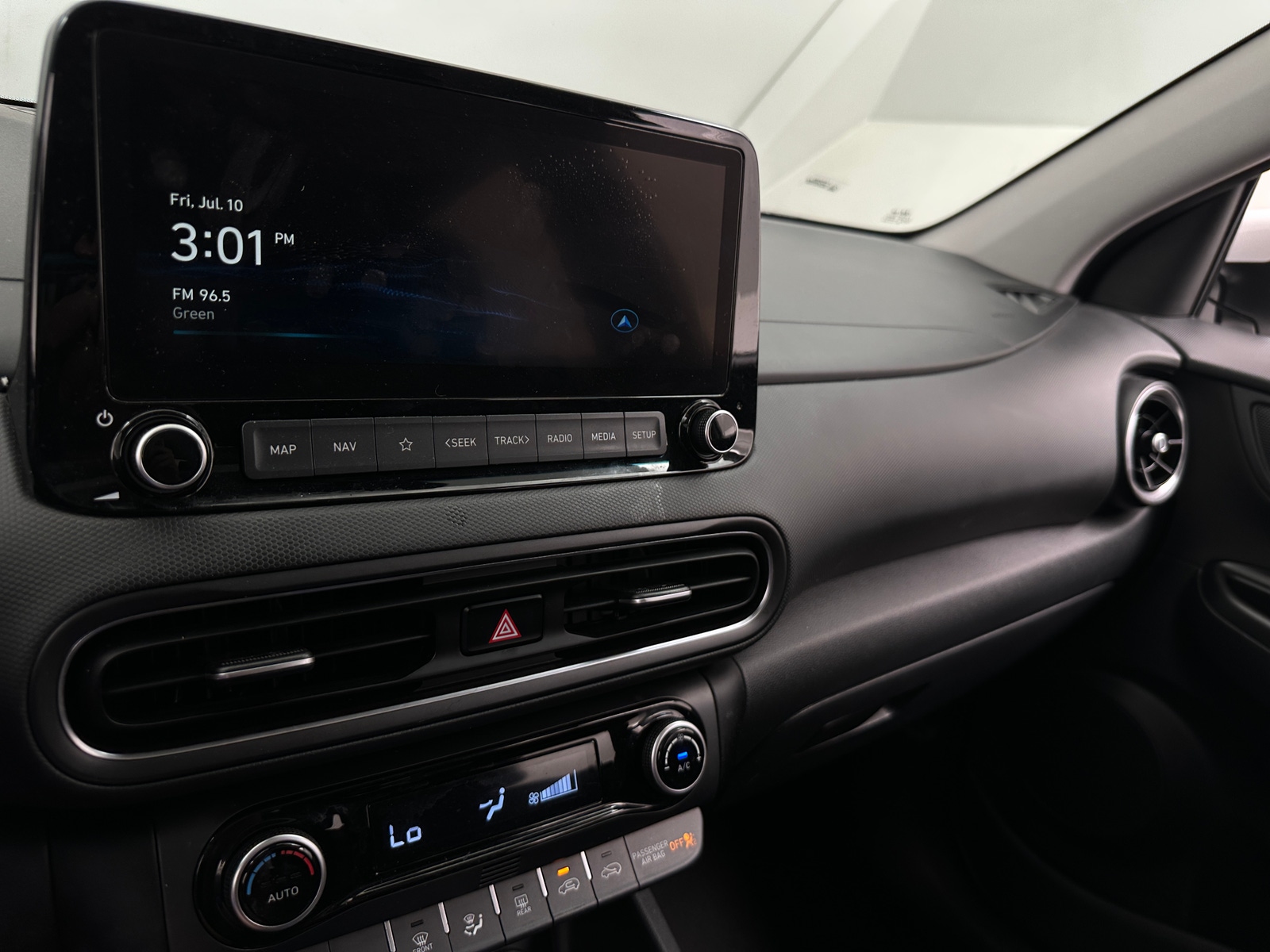 Thumbnail: 2023 Hyundai Kona - 4