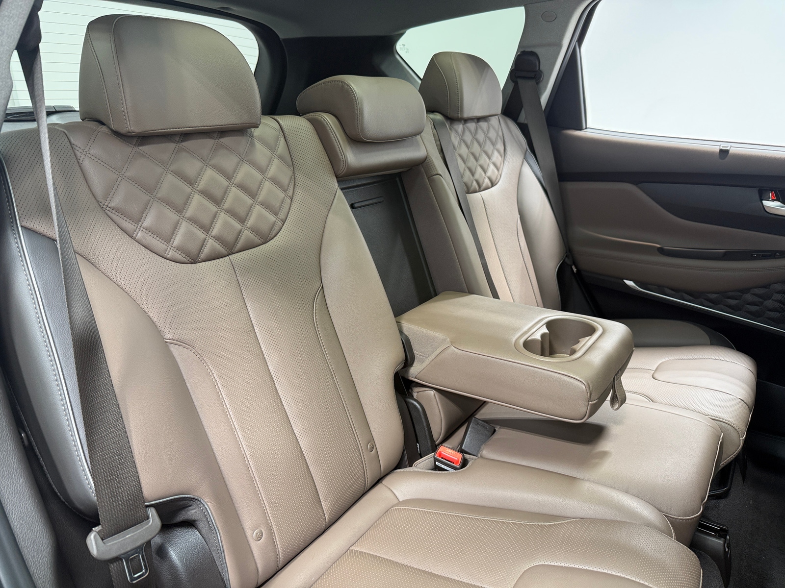 Thumbnail: 2023 Hyundai Santa Fe - 5