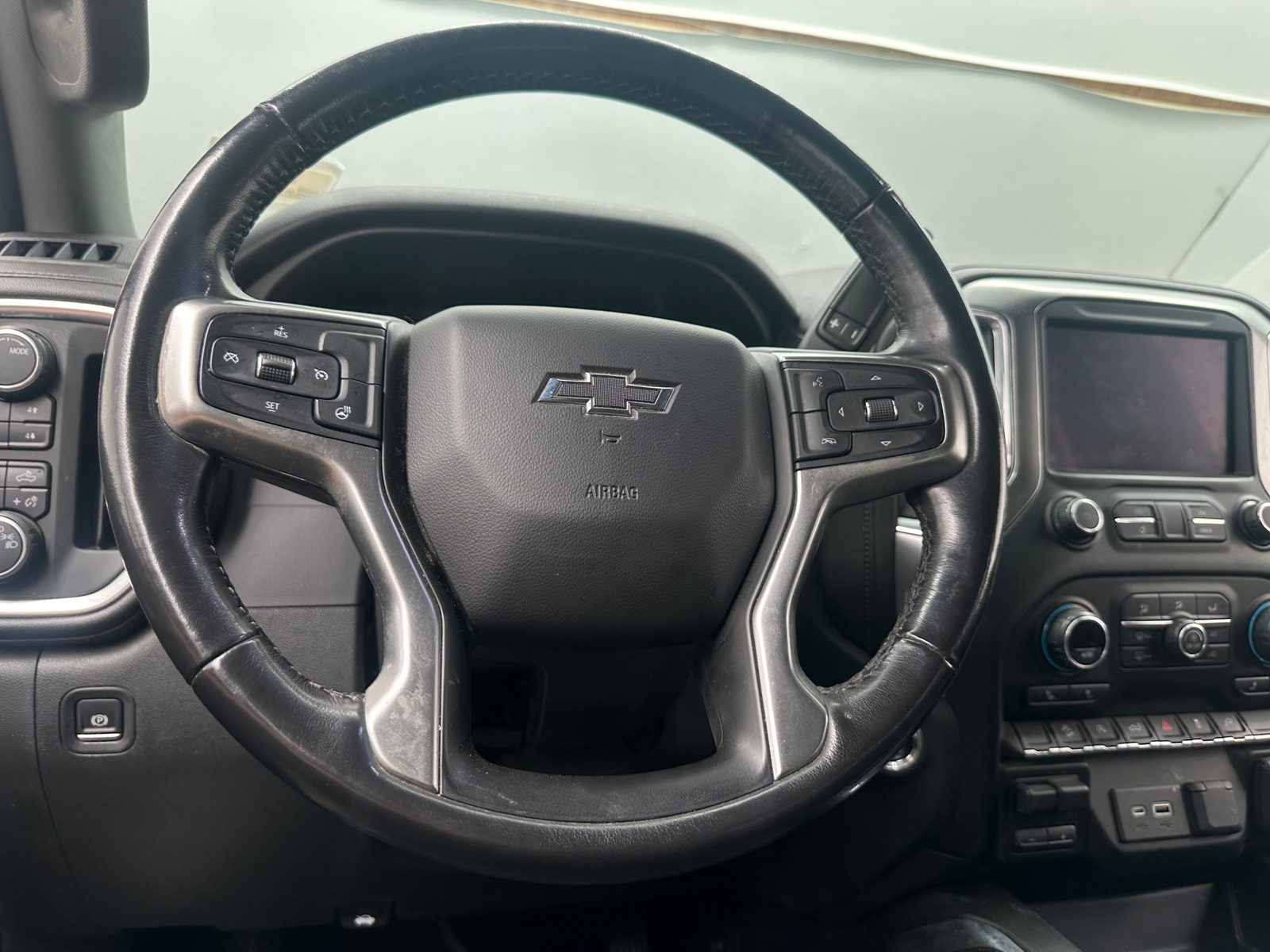Thumbnail: 2020 Chevrolet Silverado 1500 - 5