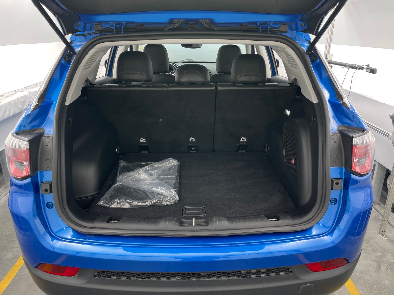 Thumbnail: 2018 Jeep Compass - 7