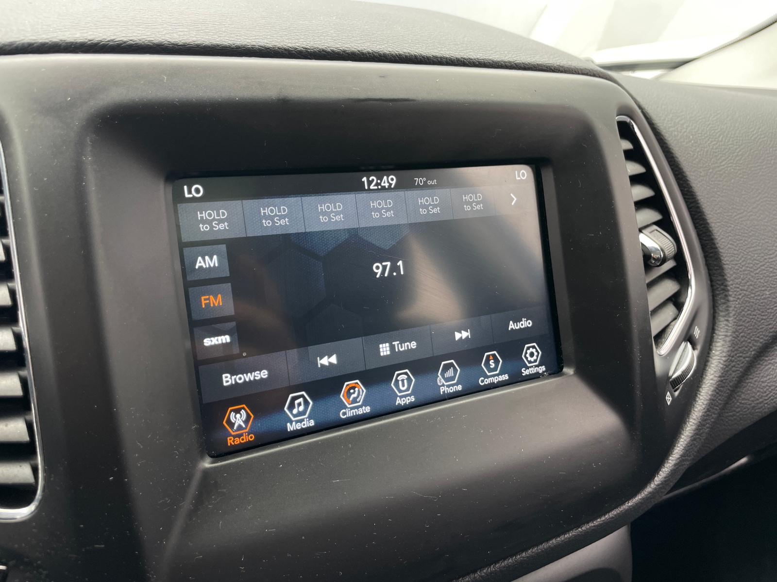 Thumbnail: 2018 Jeep Compass - 4