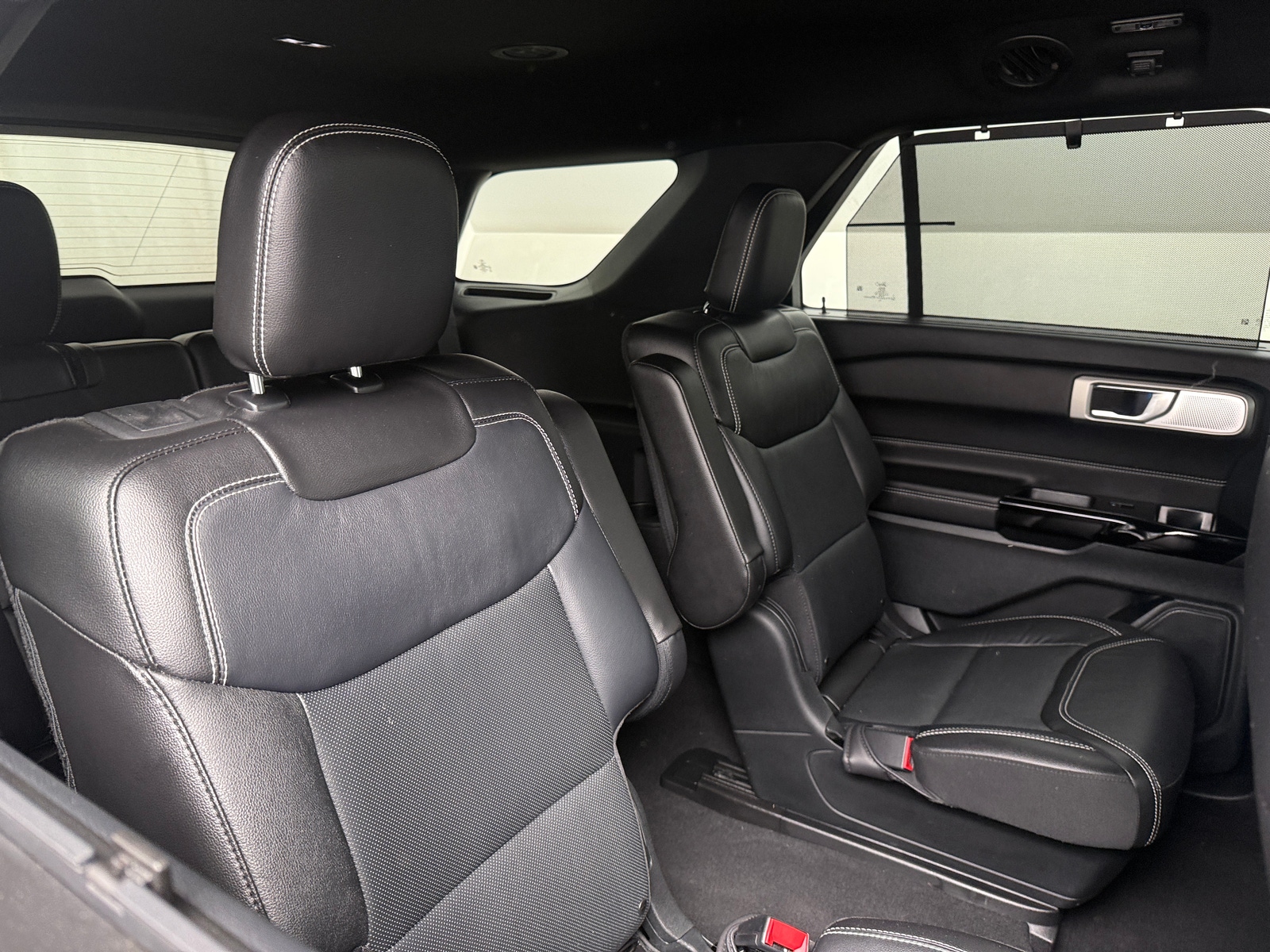 Thumbnail: 2022 Ford Explorer - 5