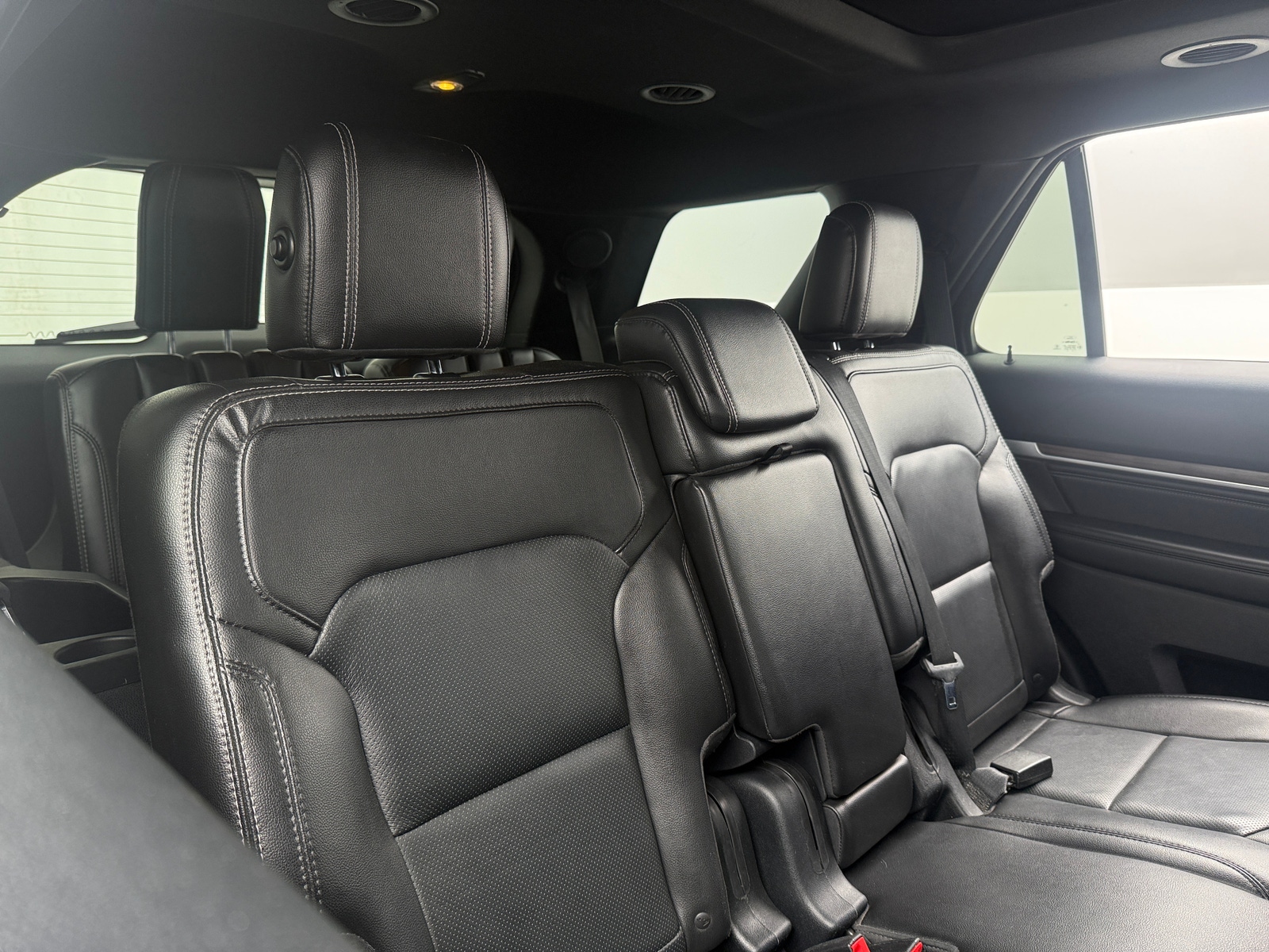 Thumbnail: 2018 Ford Explorer - 5