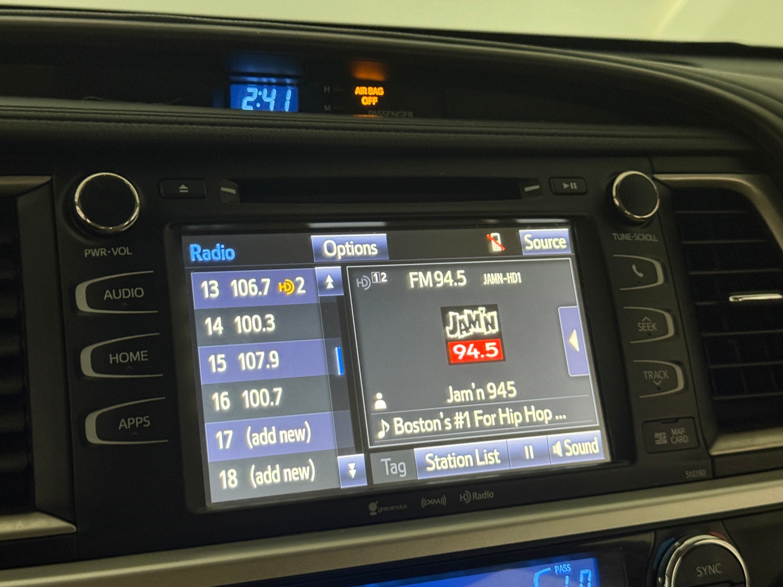 Thumbnail: 2019 Toyota Highlander - 3