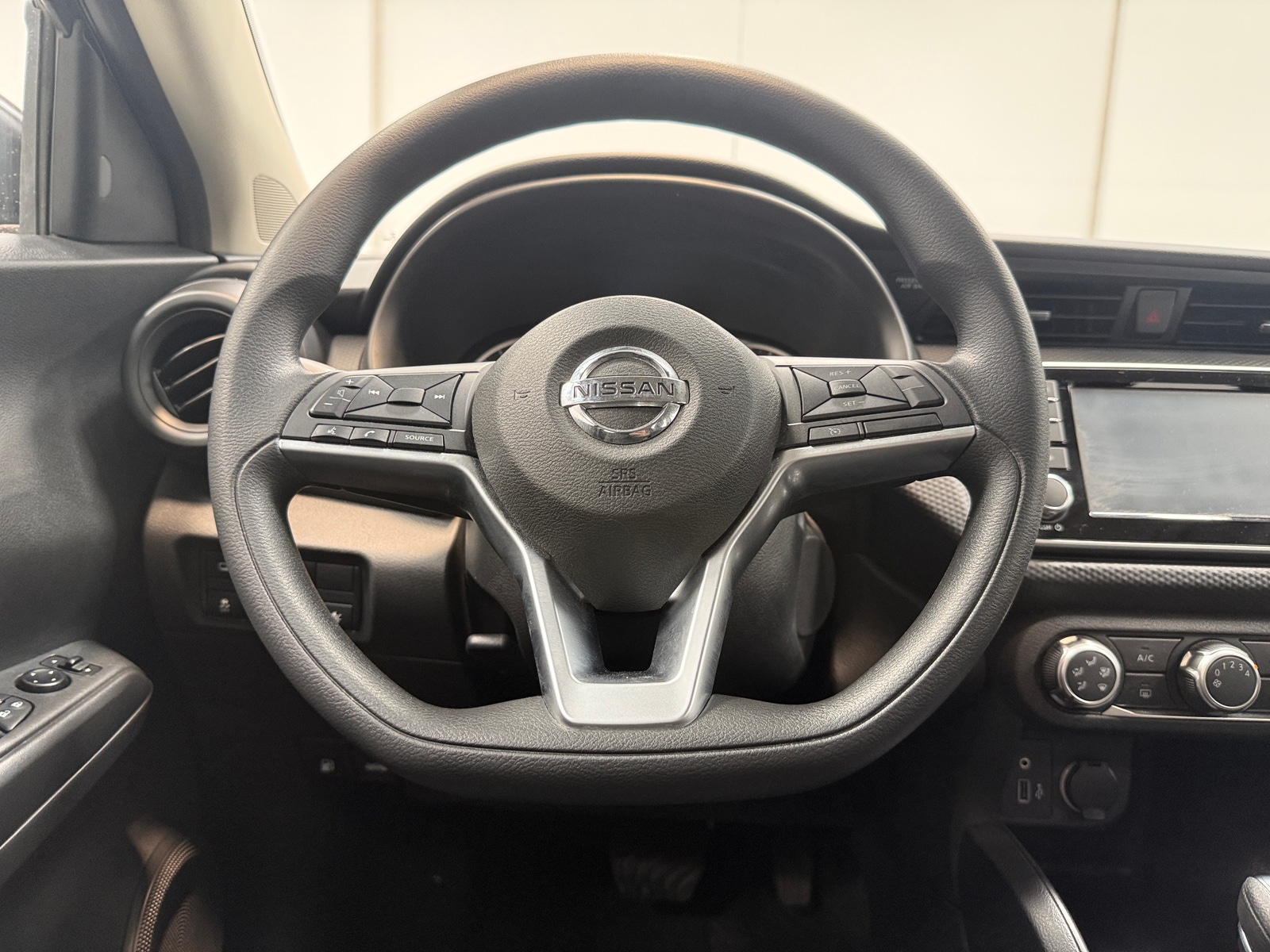 Thumbnail: 2021 Nissan Kicks - 5