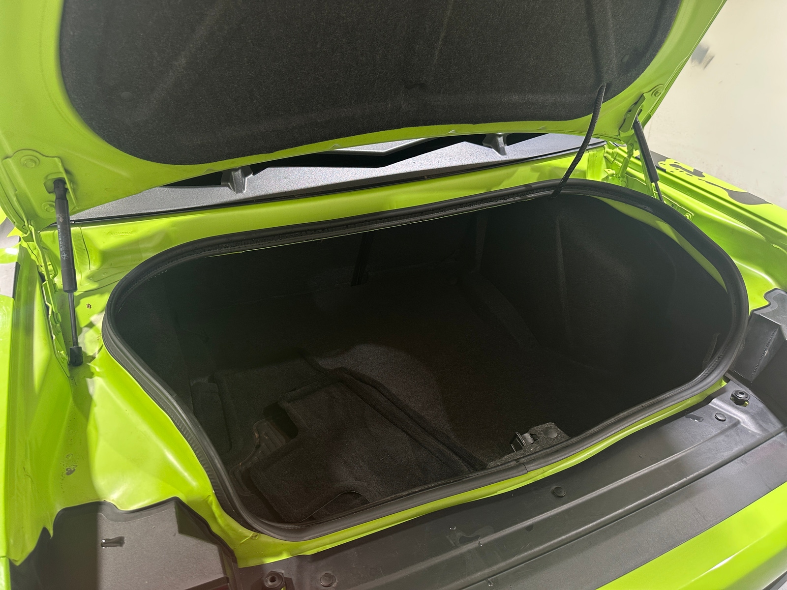 Thumbnail: 2015 Dodge Challenger - 5