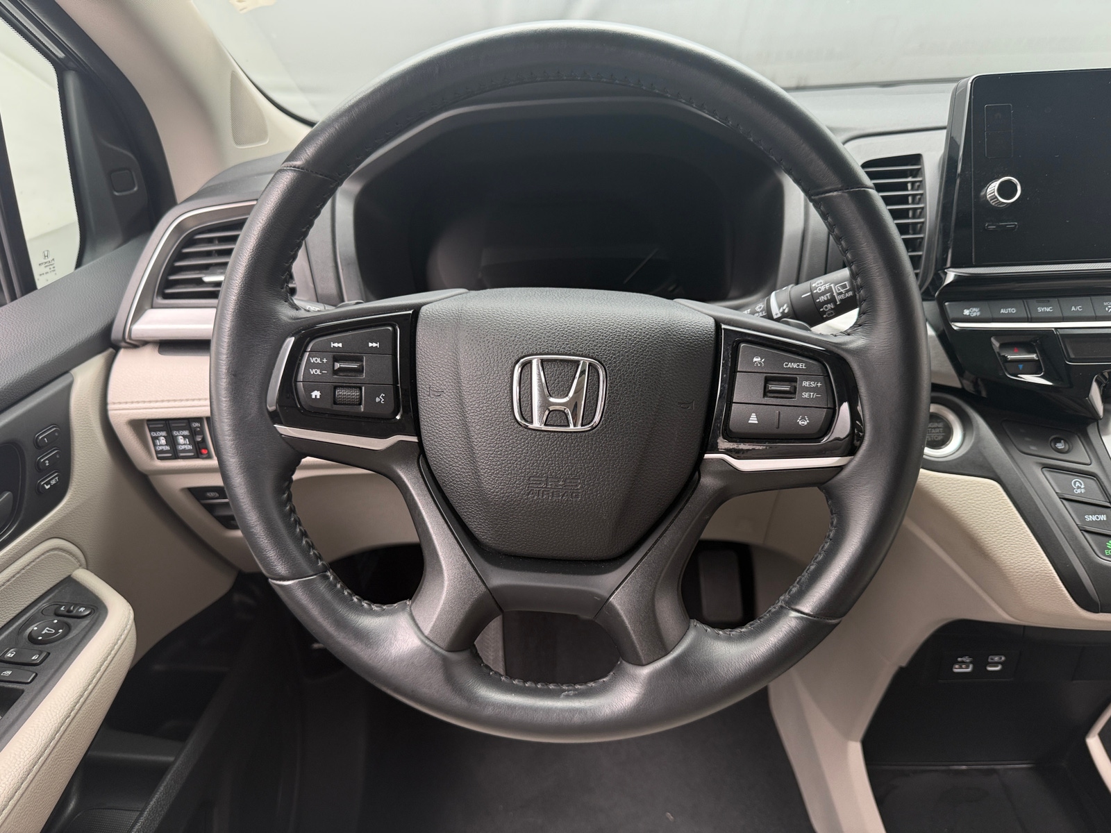 Thumbnail: 2025 Honda Odyssey - 4