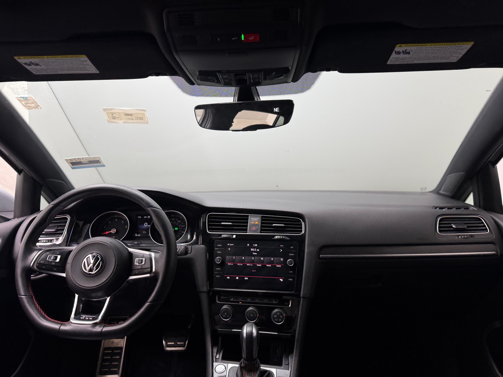 Thumbnail: 2020 Volkswagen Golf - 2