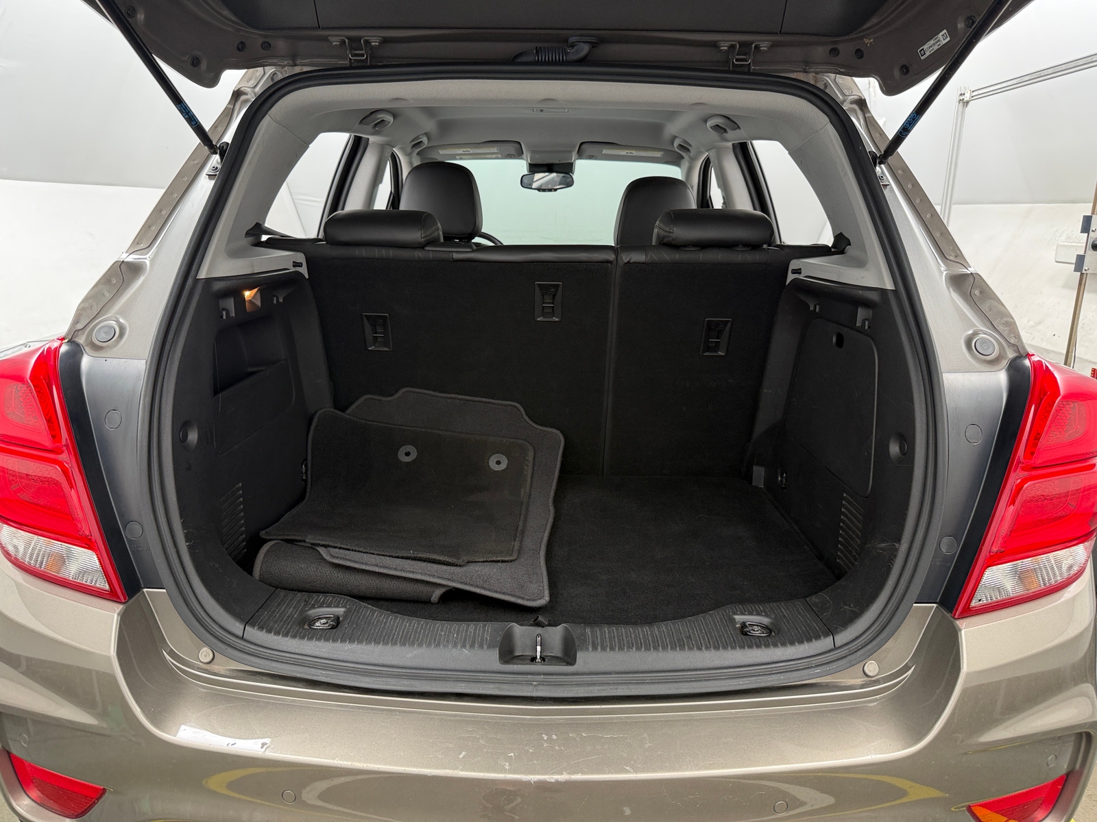 Thumbnail: 2021 Chevrolet Trax - 7