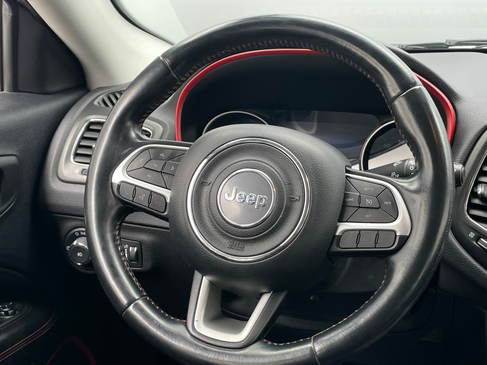 Thumbnail: 2020 Jeep Compass - 5