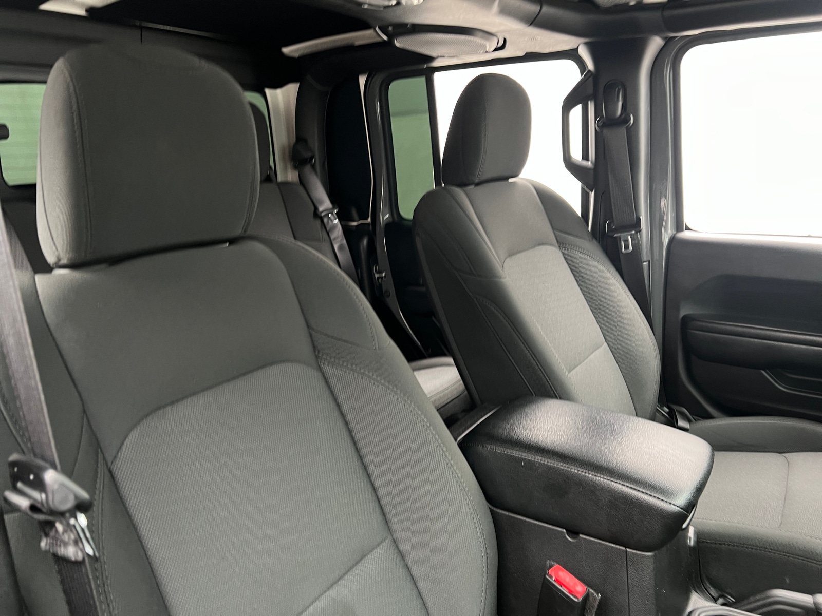 Thumbnail: 2021 Jeep Gladiator - 2