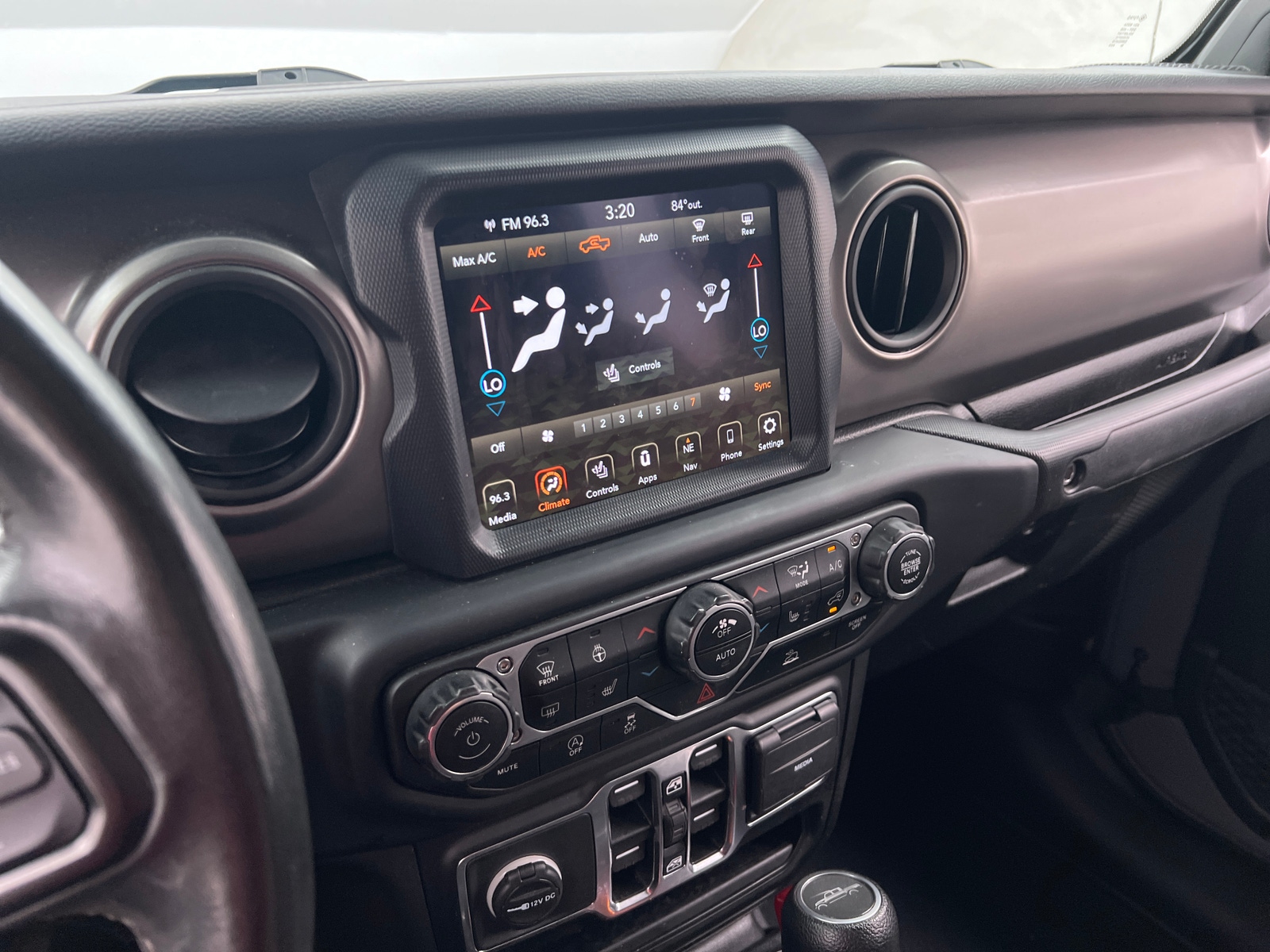 Thumbnail: 2021 Jeep Gladiator - 4