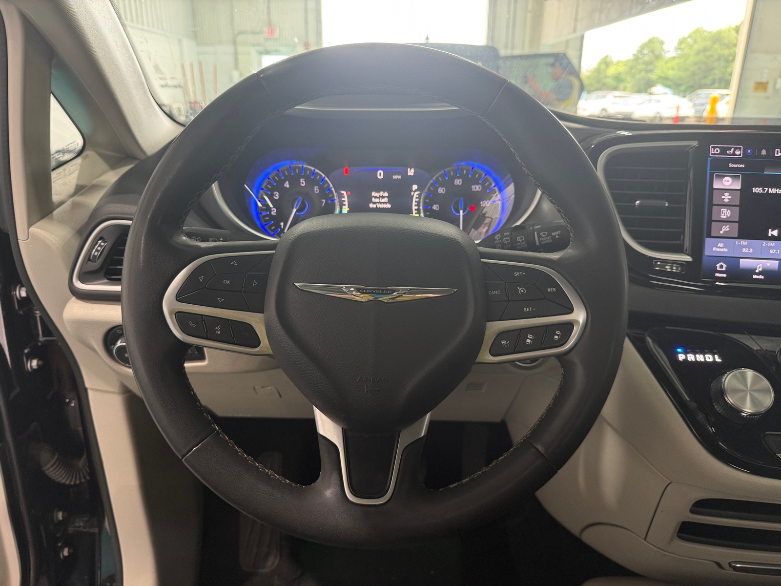 Thumbnail: 2024 Chrysler Pacifica - 4