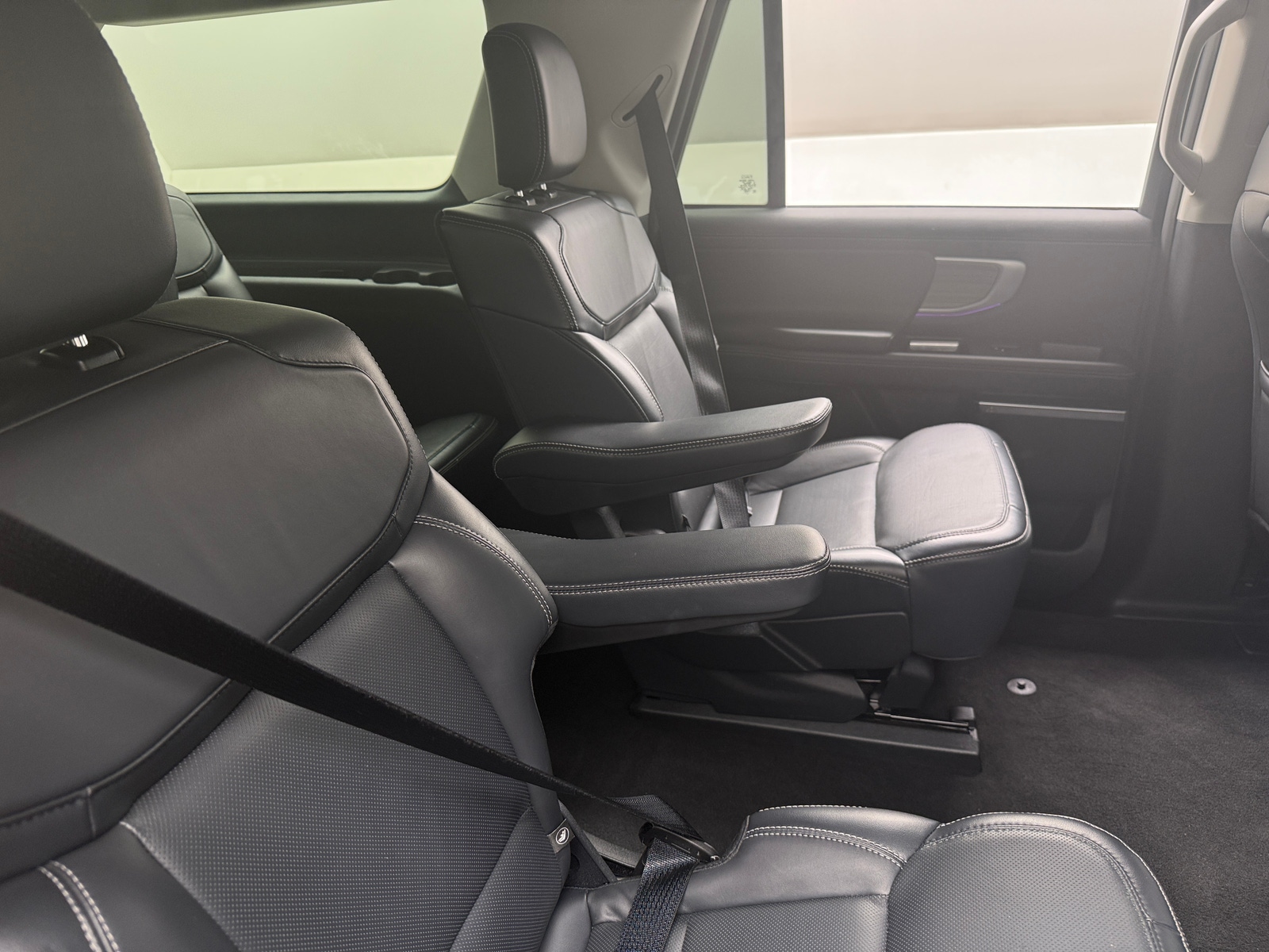 Thumbnail: 2026 Ford Expedition MAX - 5