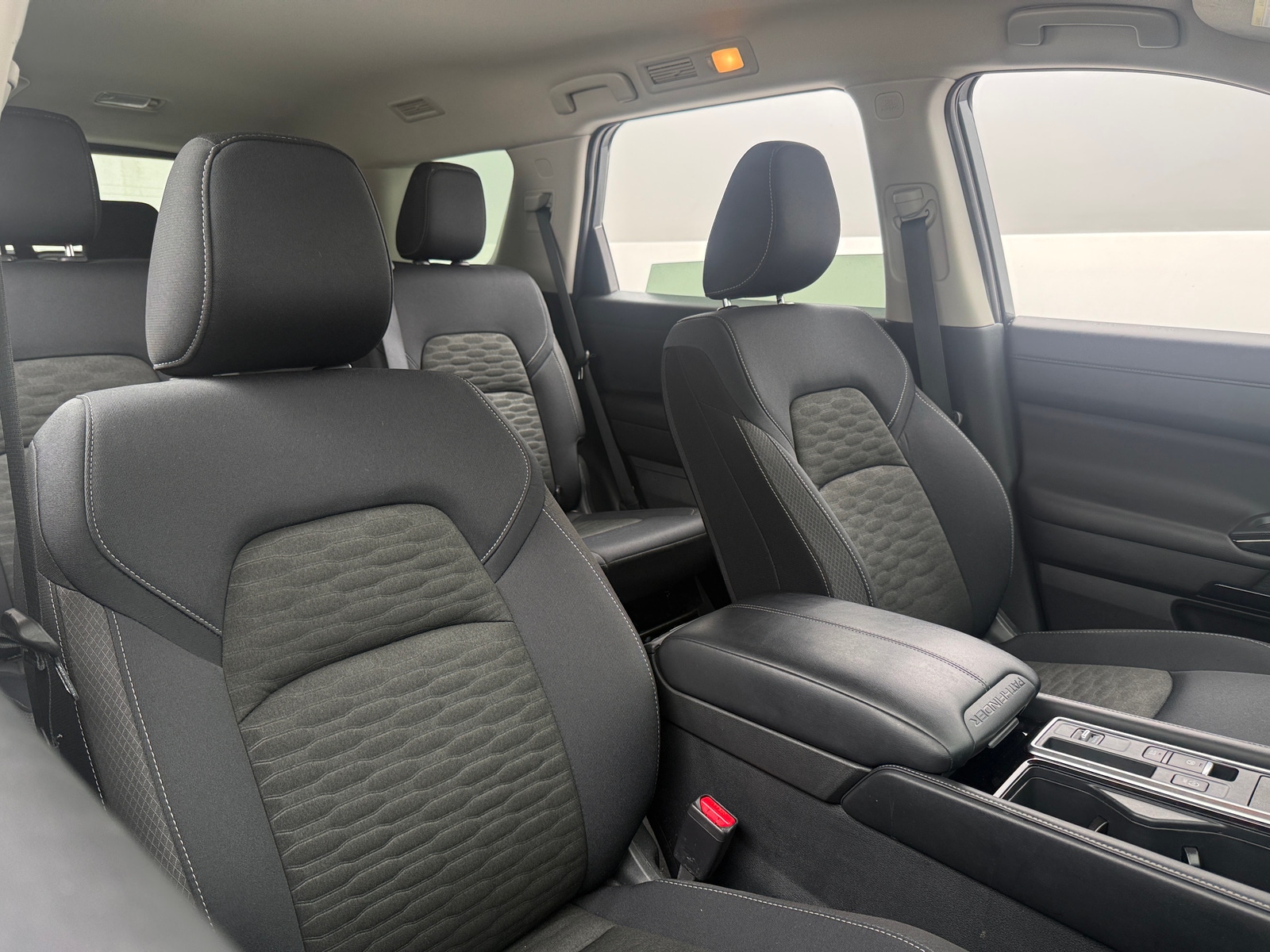 Thumbnail: 2025 Nissan Pathfinder - 2
