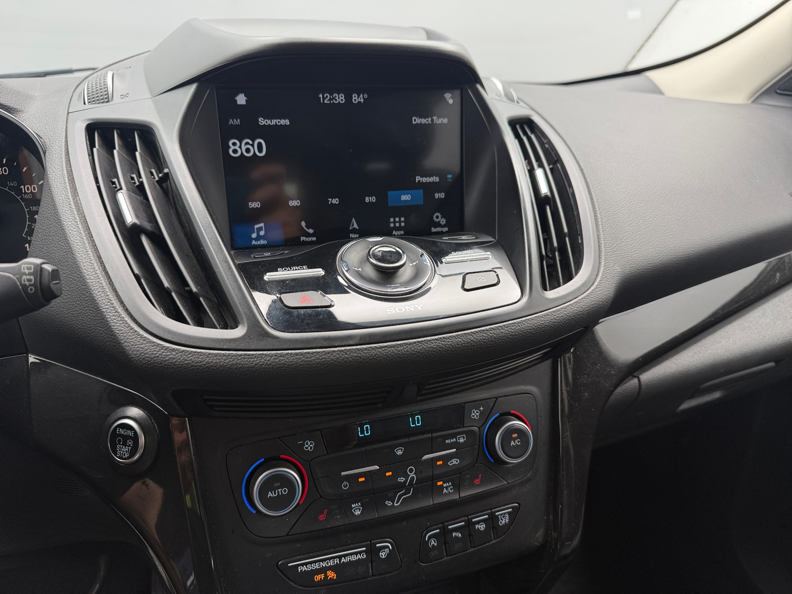 Thumbnail: 2019 Ford Escape - 3