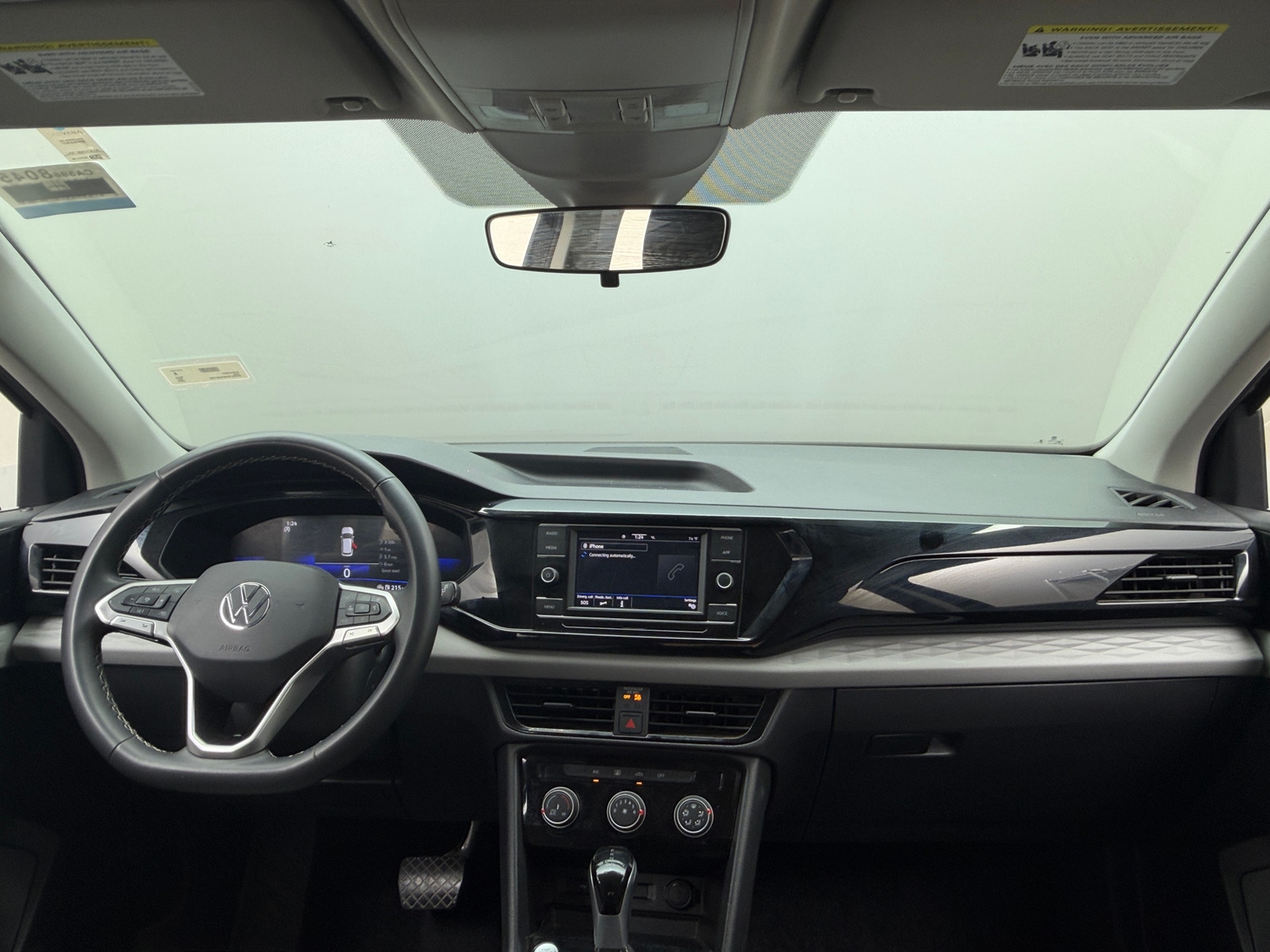 Thumbnail: 2023 Volkswagen Taos - 3