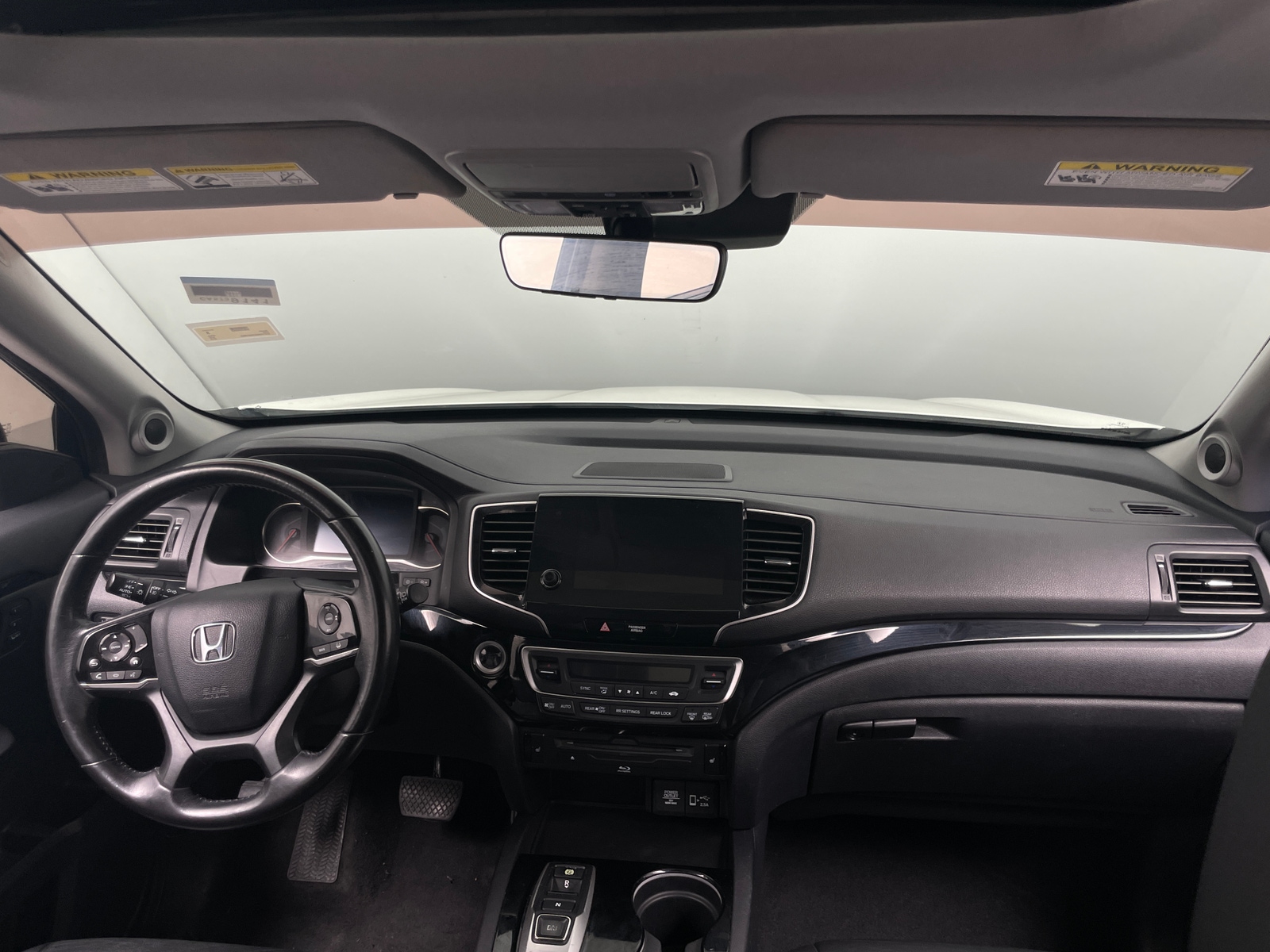Thumbnail: 2019 Honda Pilot - 2