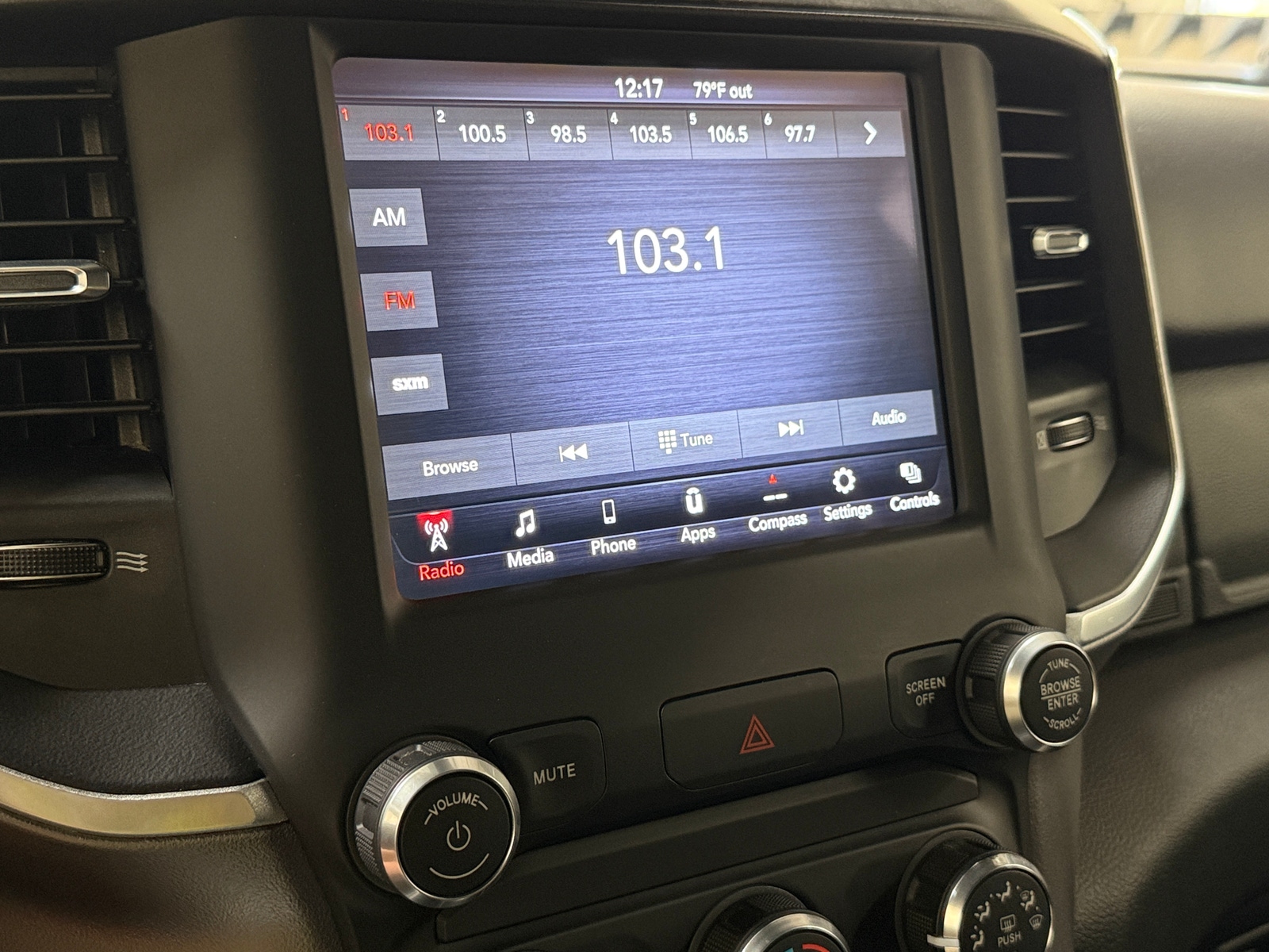 Thumbnail: 2019 RAM 1500 - 4