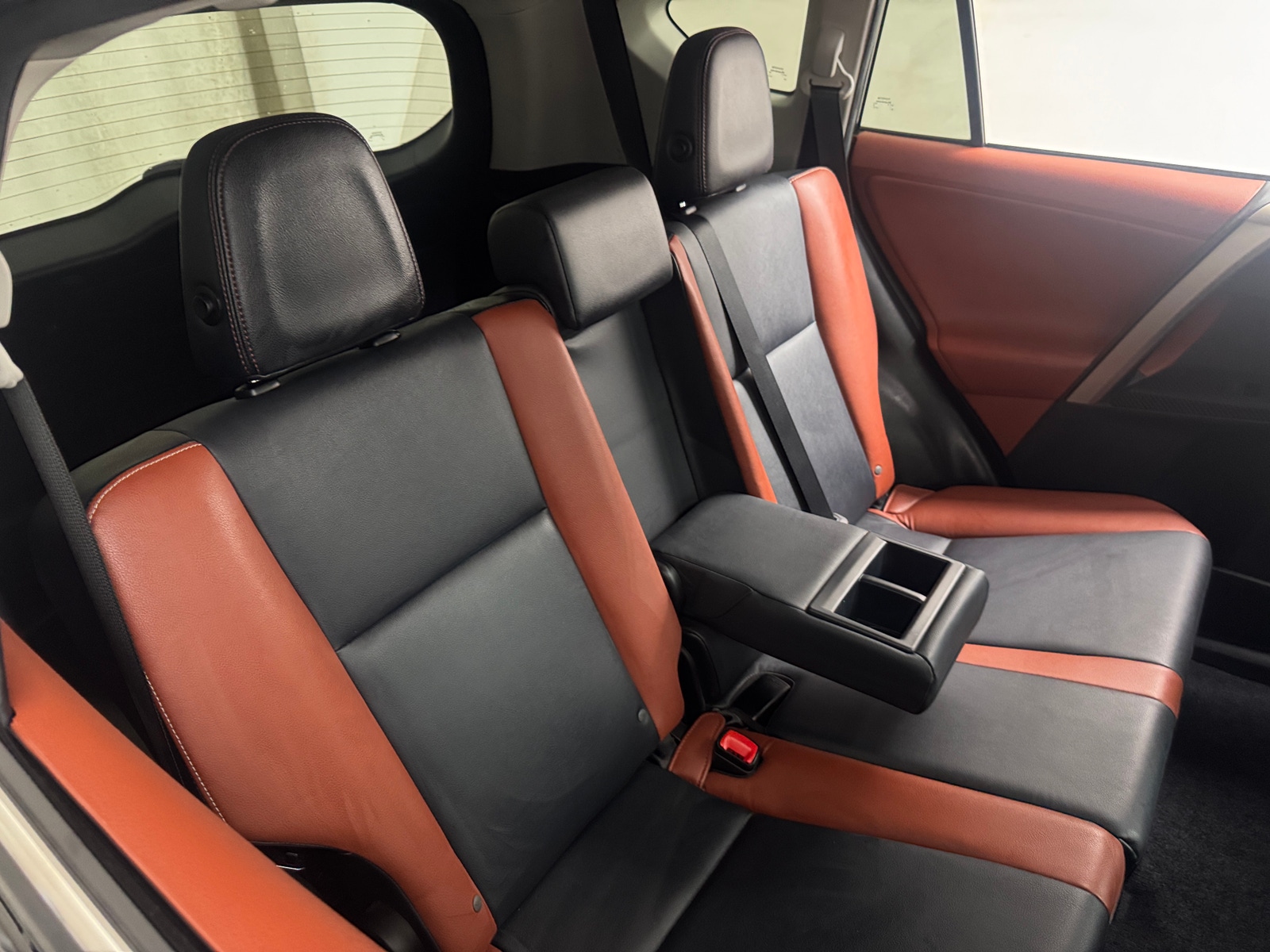 Thumbnail: 2013 Toyota RAV4 - 6