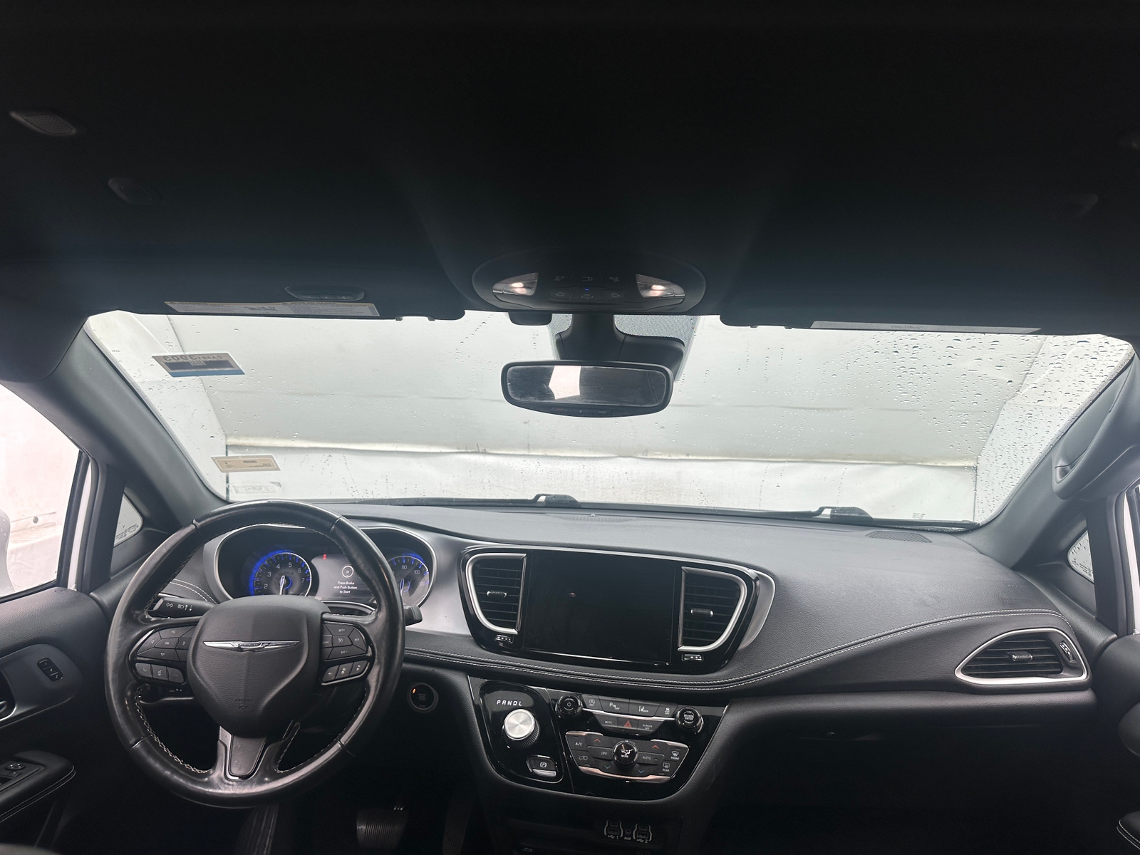Thumbnail: 2021 Chrysler Pacifica - 2