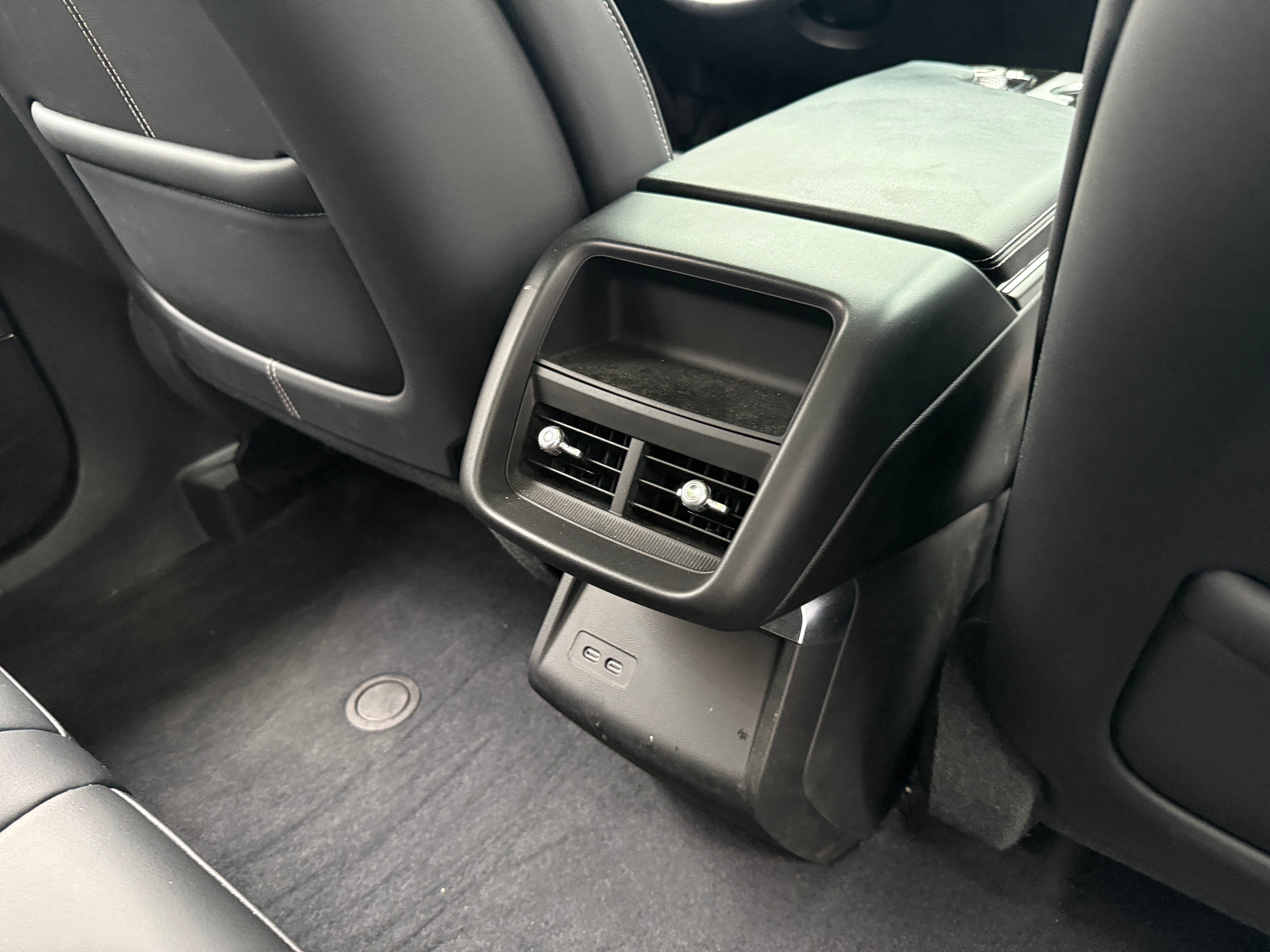 2024 Cadillac LYRIQ Tech - Photo 5