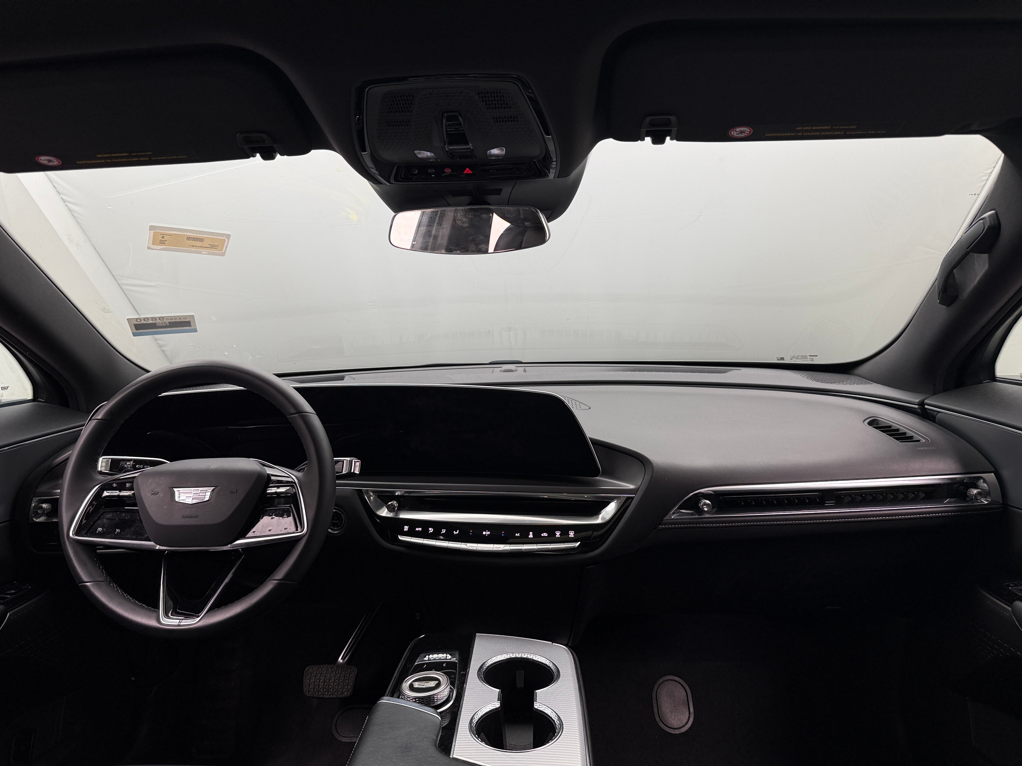 2024 Cadillac LYRIQ Tech - Photo 6