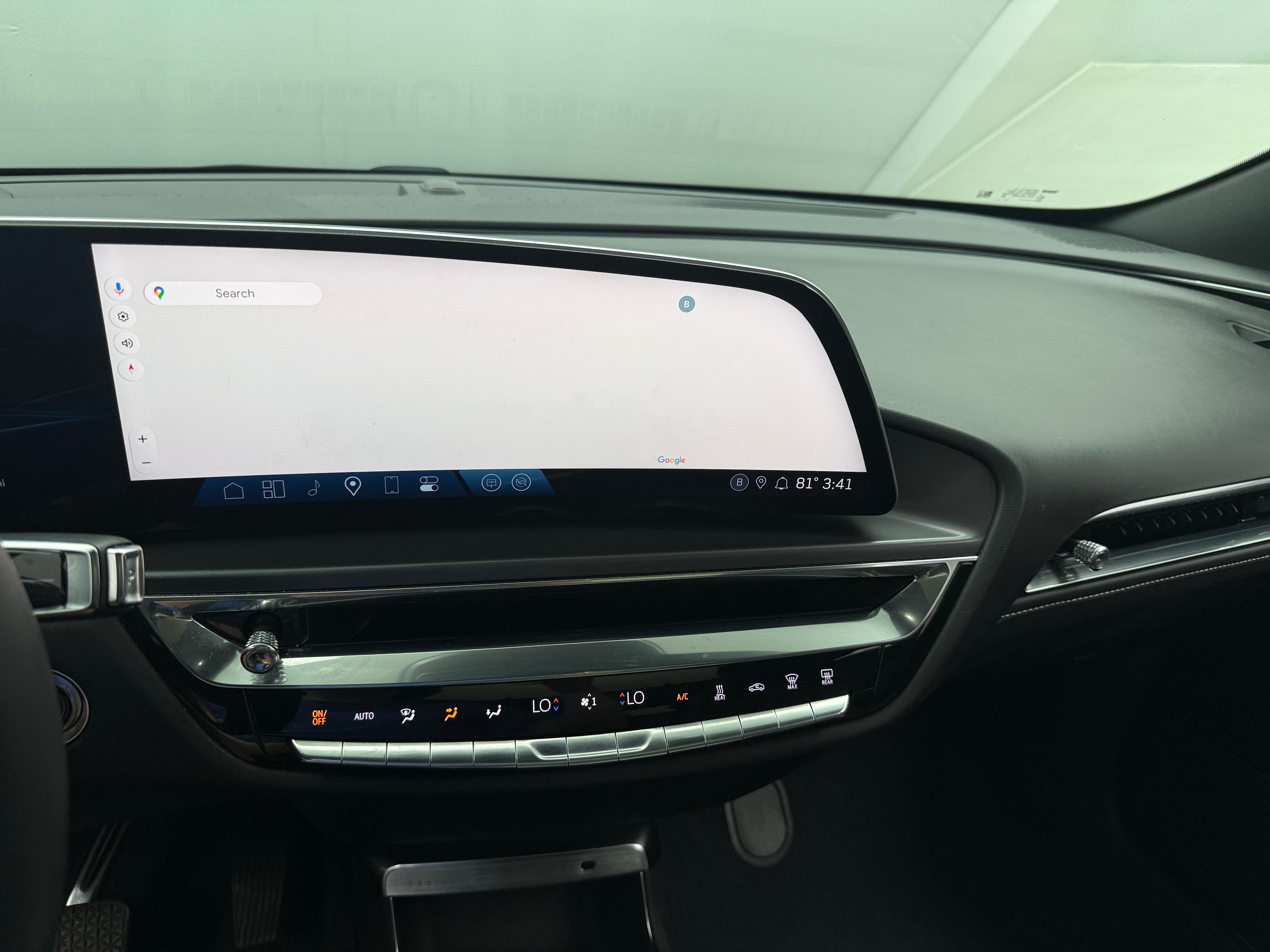 2024 Cadillac LYRIQ Tech - Photo 16