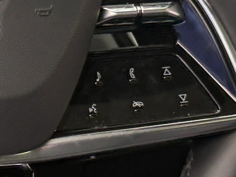 2024 Cadillac LYRIQ Tech - Photo 20
