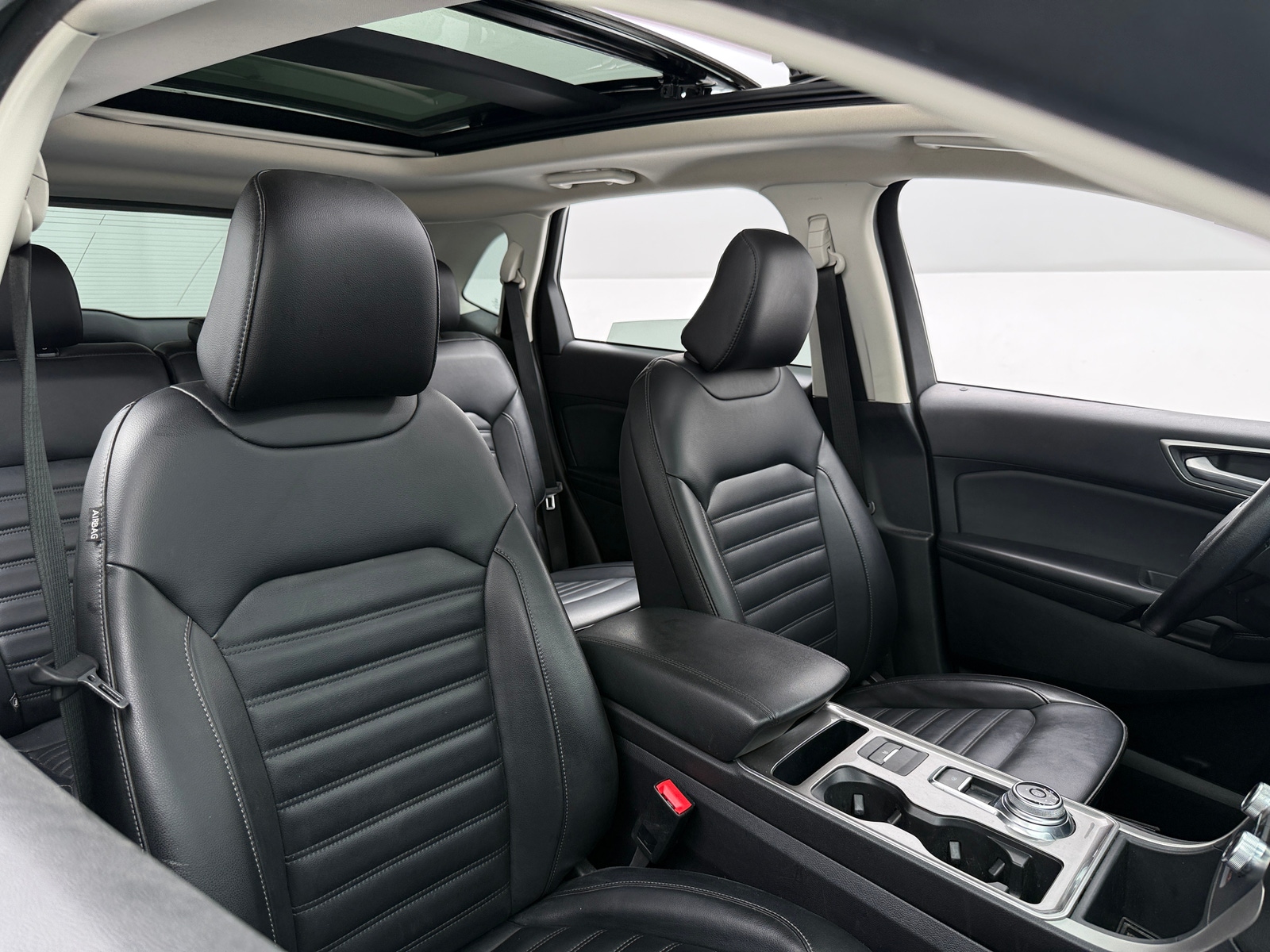 Thumbnail: 2023 Ford Edge - 2